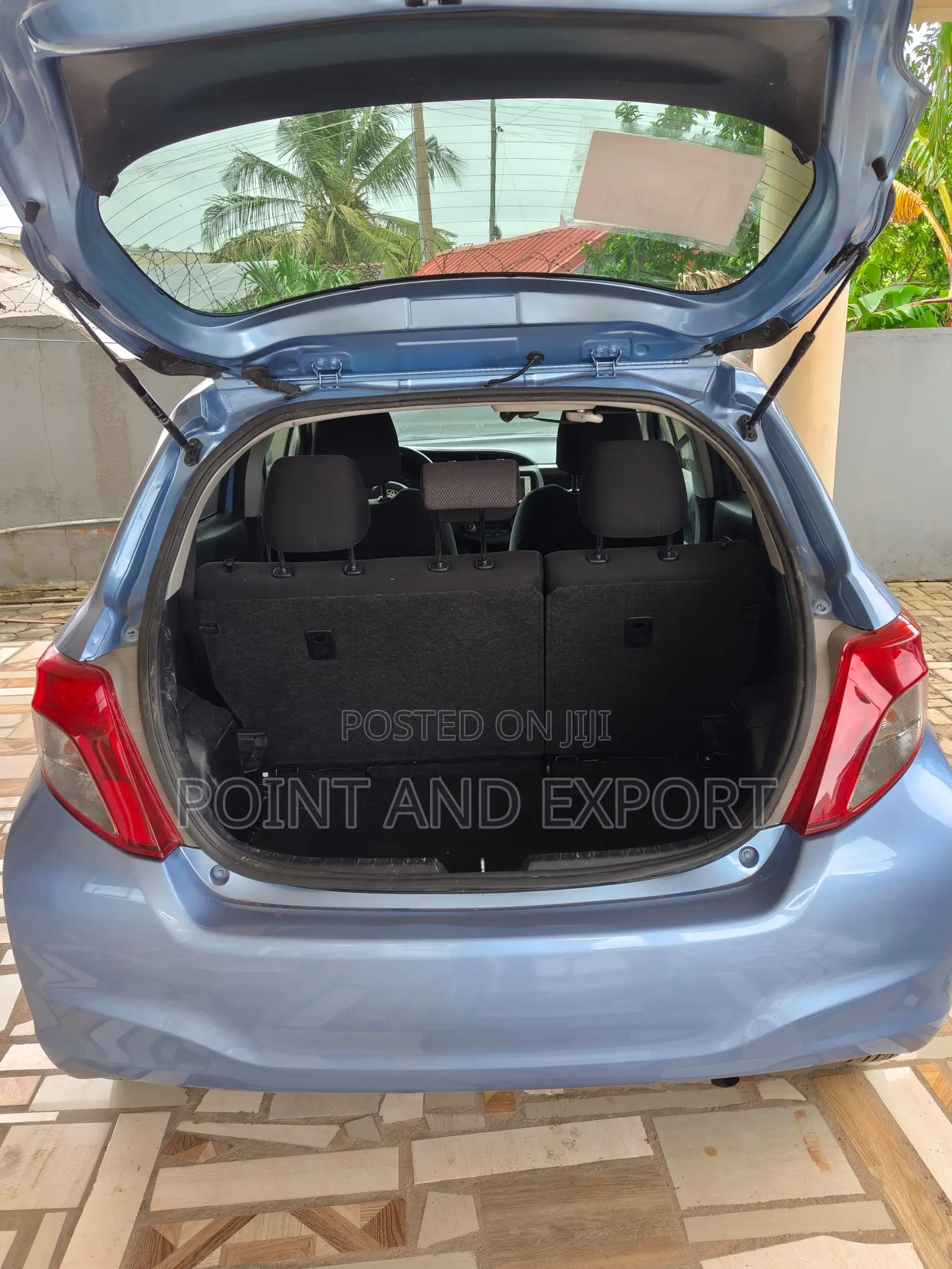 Toyota Vitz 1.3 FWD 5dr 2014 Blue