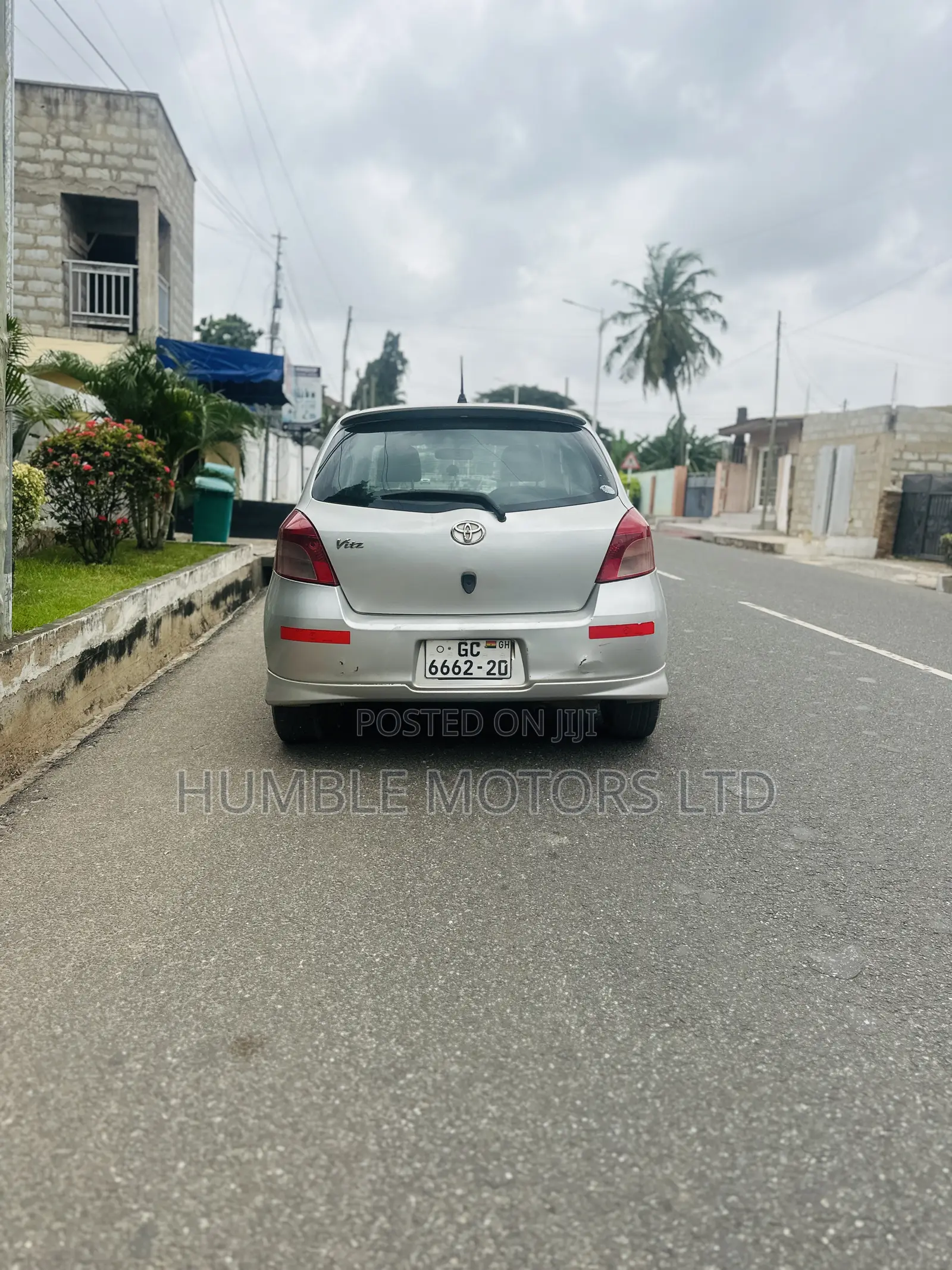 Toyota Vitz 2007 Silver