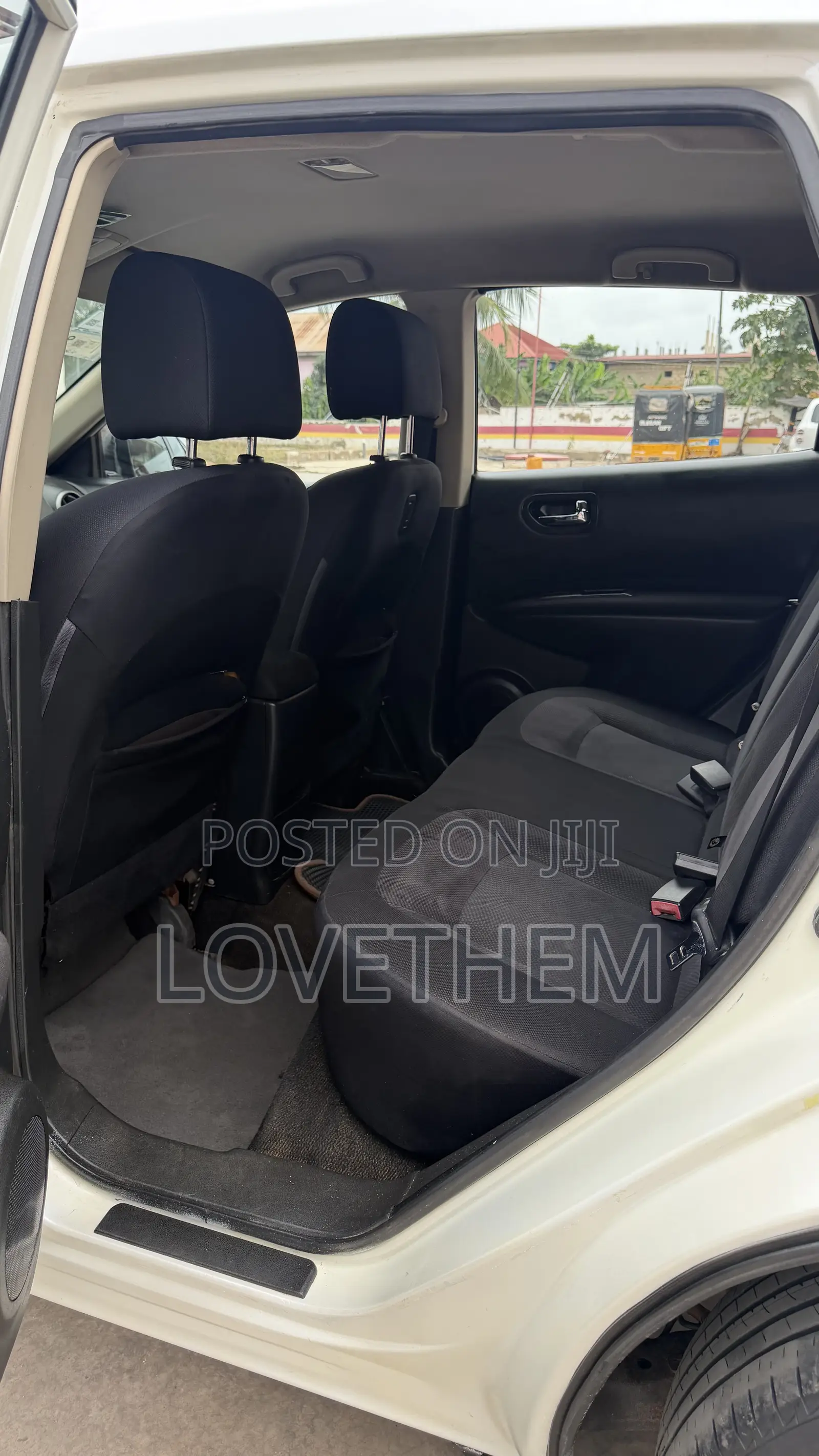 Nissan Rogue 2011 Gray