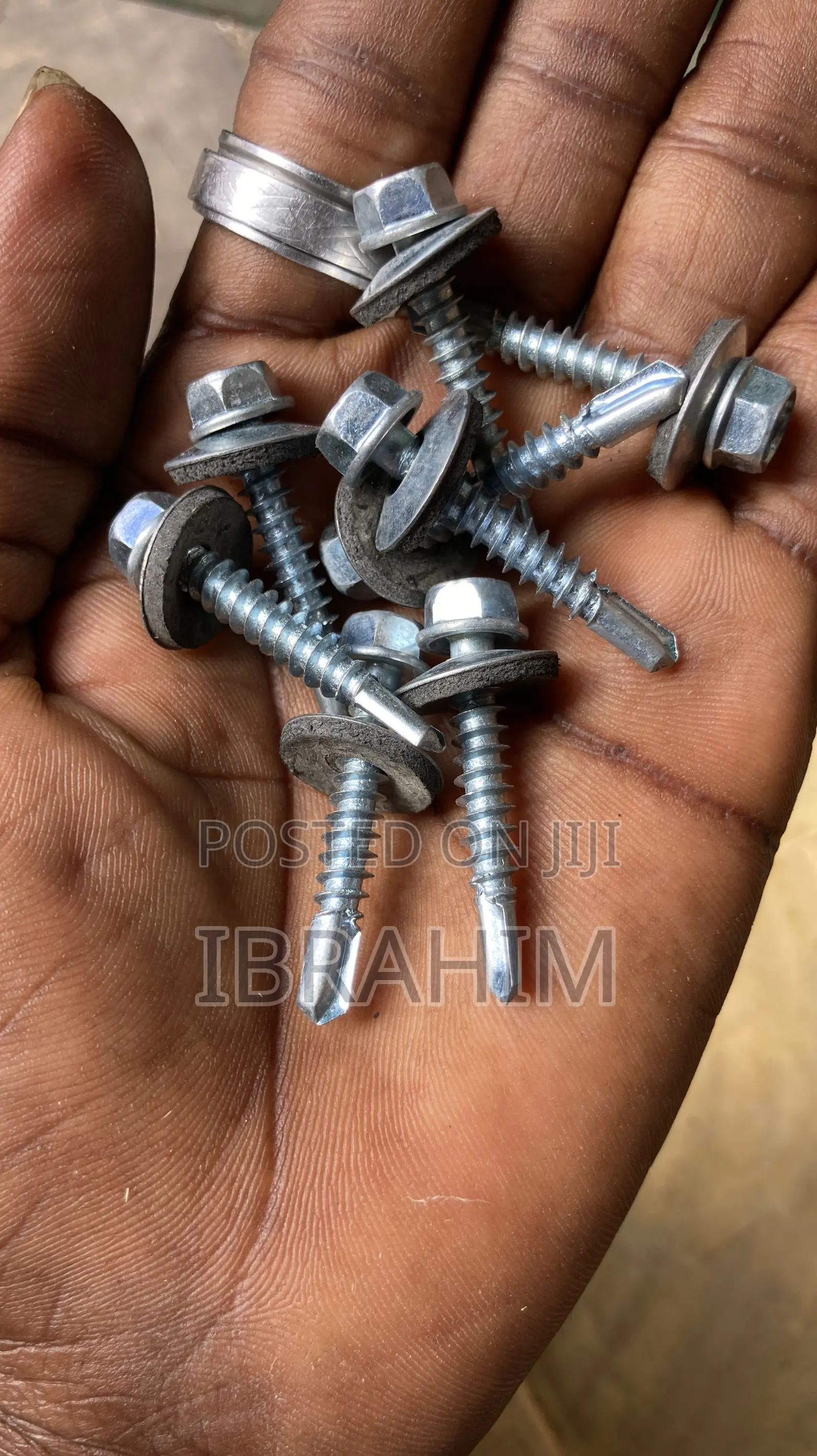 Self-Tapping Screws 5.5x30 Roofing 350PCS in the Box