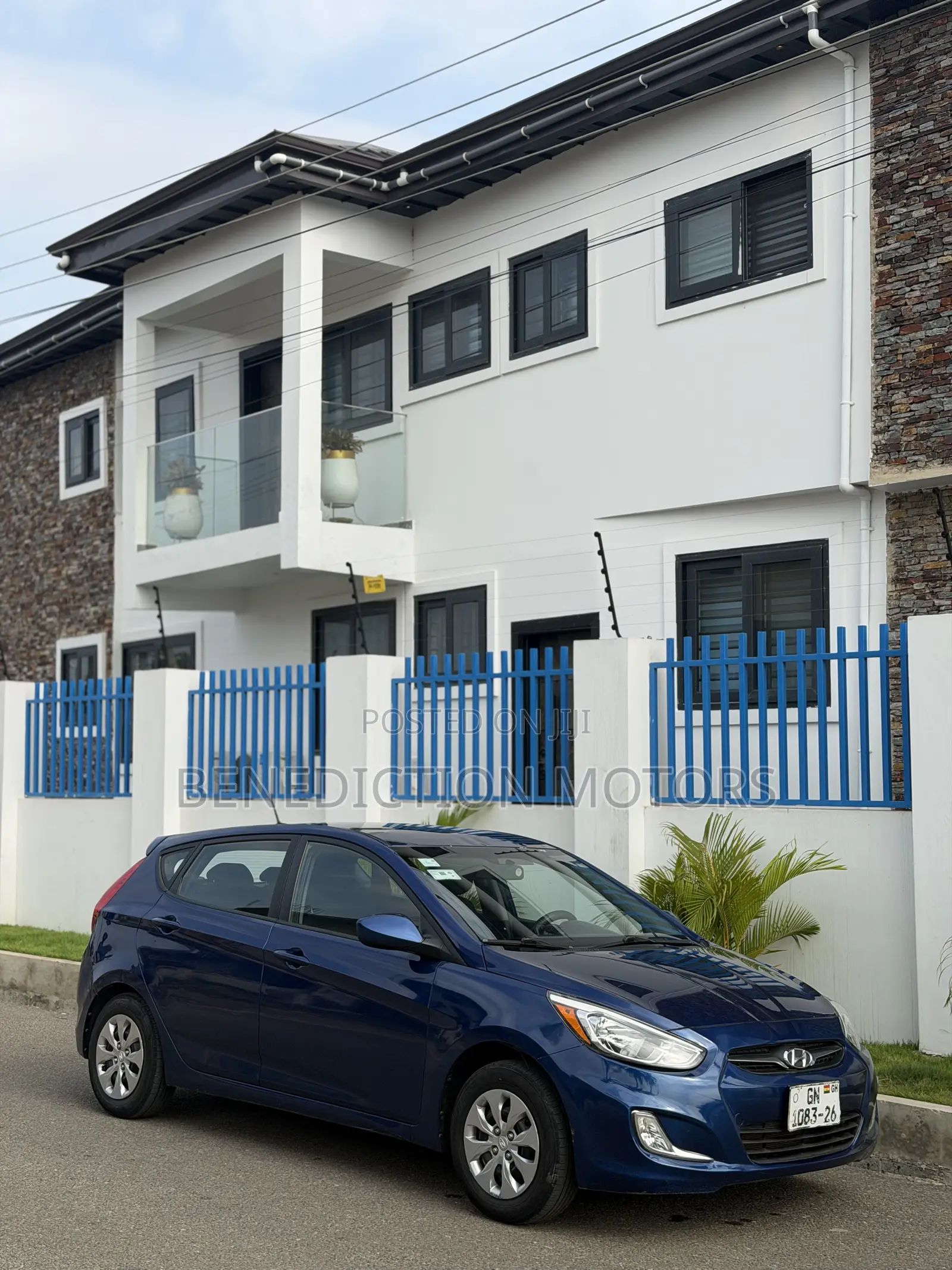 Hyundai Accent SE Hatchback 2016 Blue