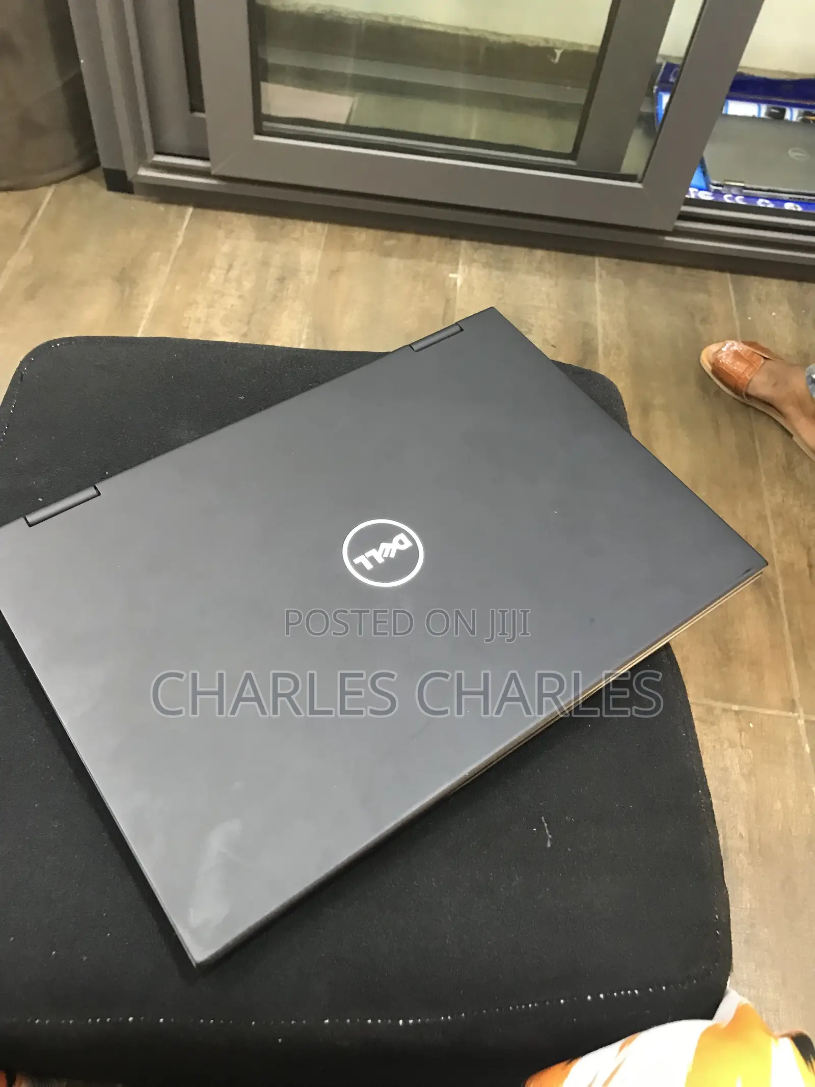 Laptop Dell Latitude 3390 2-in-1 8GB Intel Core i5 SSD 256GB