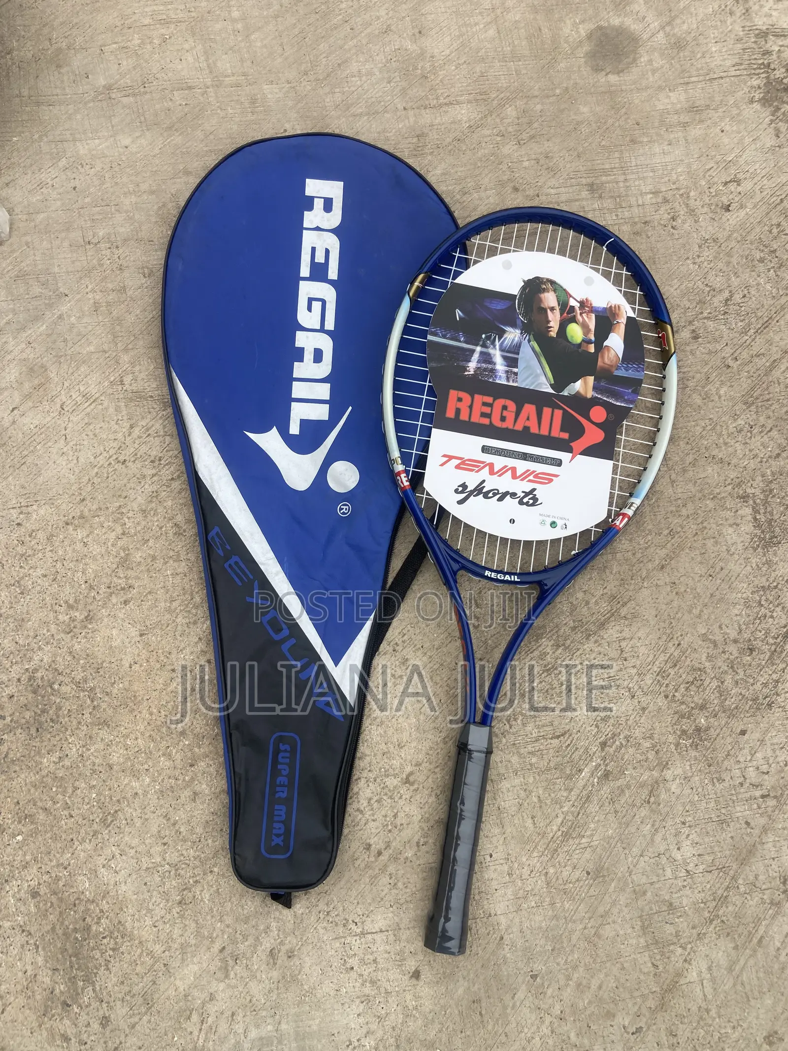 Original Long Tennis Racket Available at Cool Price