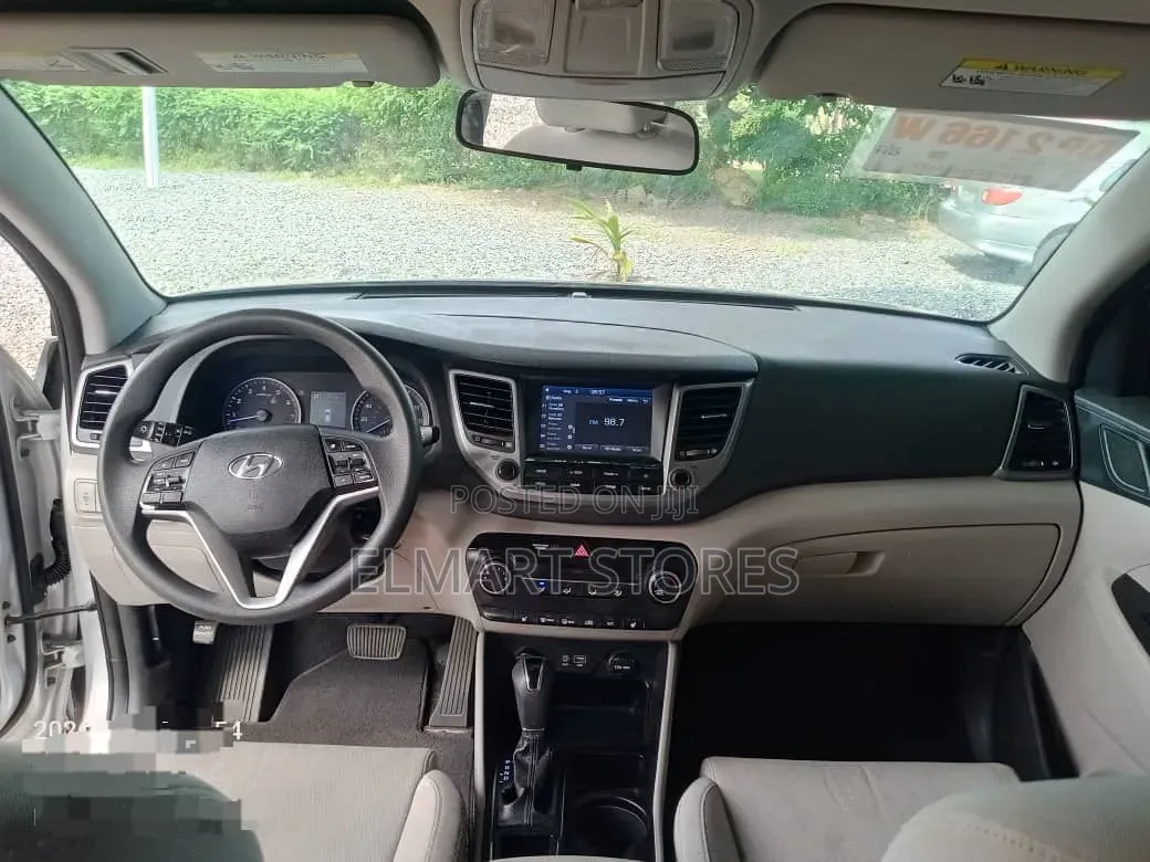 Hyundai Tucson 2018 Gray