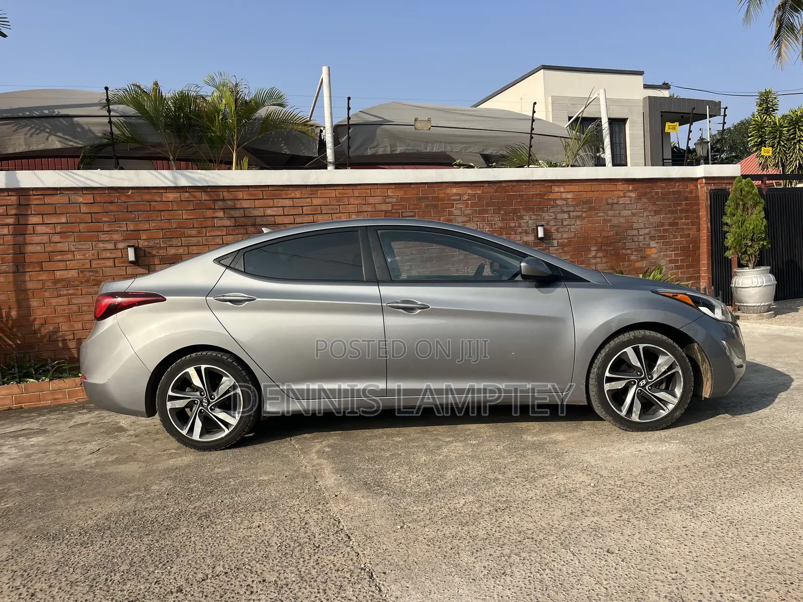 Hyundai Elantra 2016 Silver