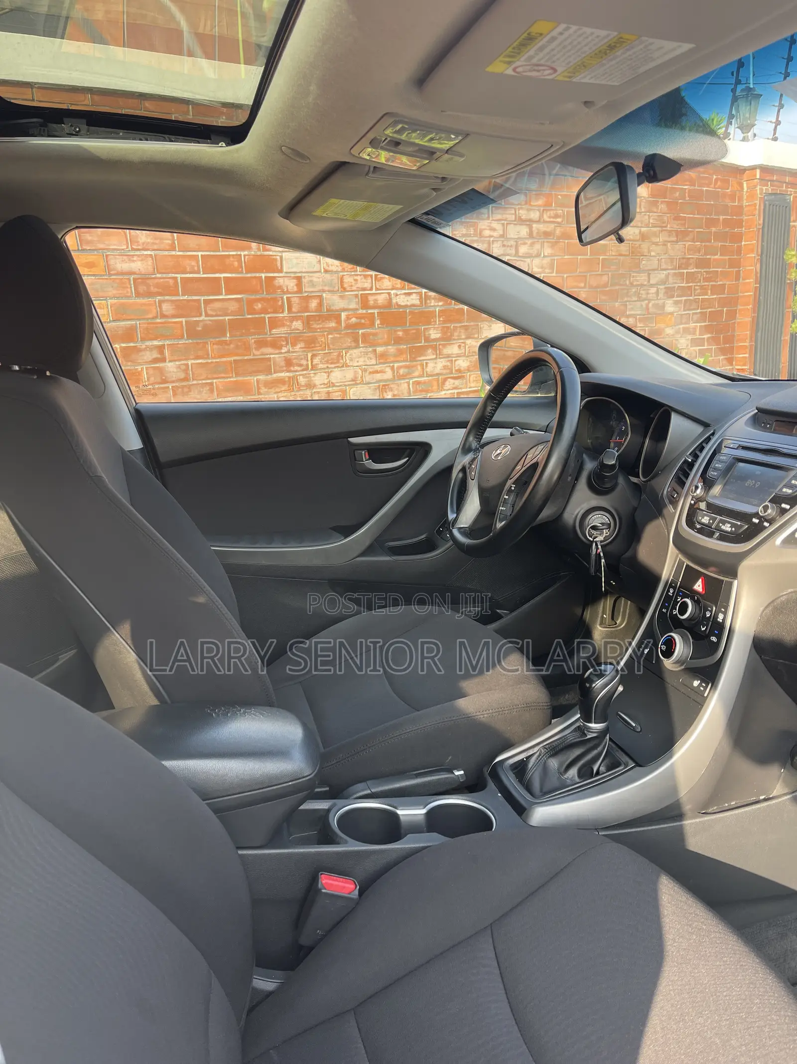 Hyundai Elantra Limited Sedan FWD (1.8L 4cyl 6A) 2016 Gray
