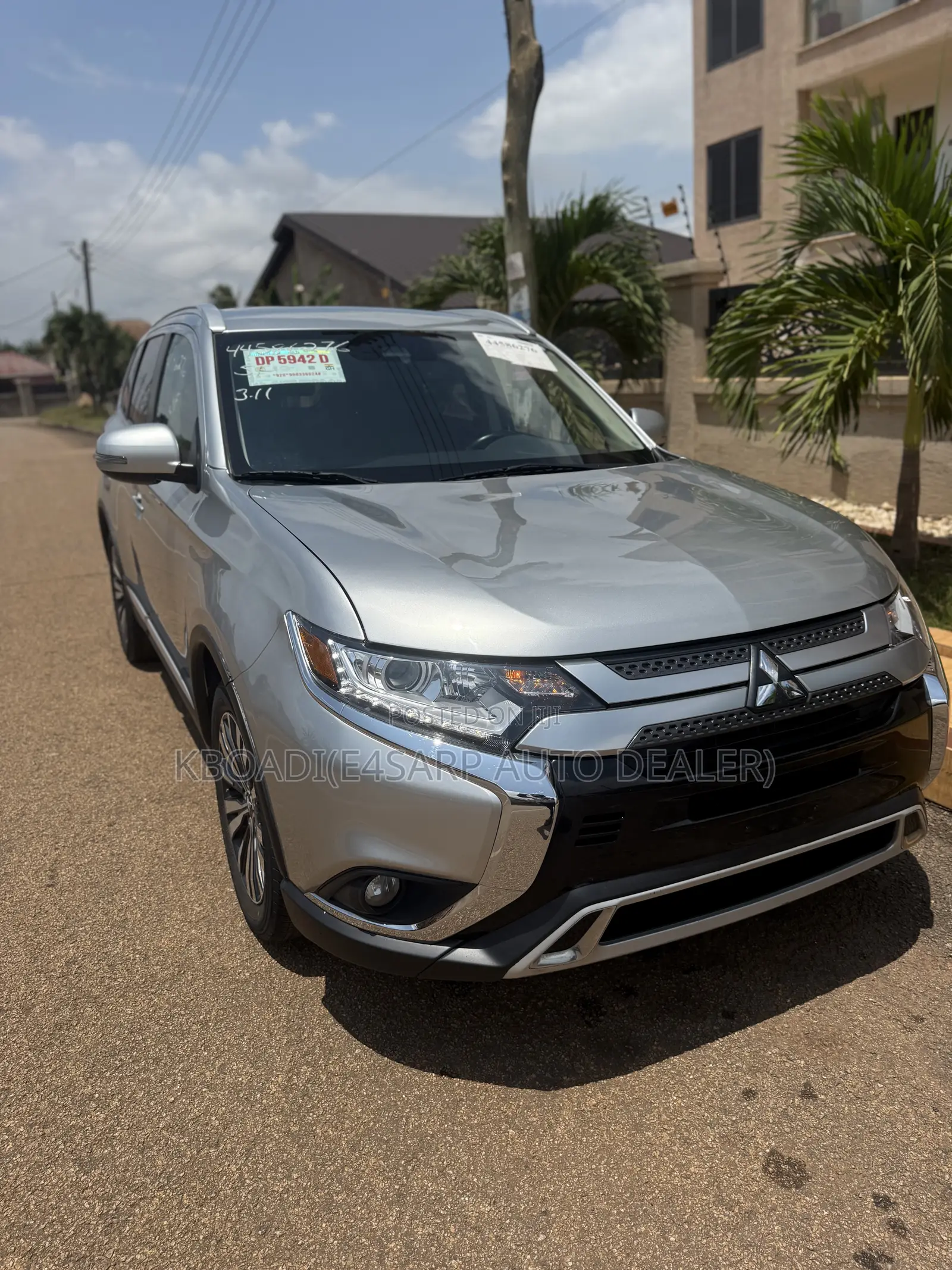 Mitsubishi Outlander SEL S-AWC 2020 Silver