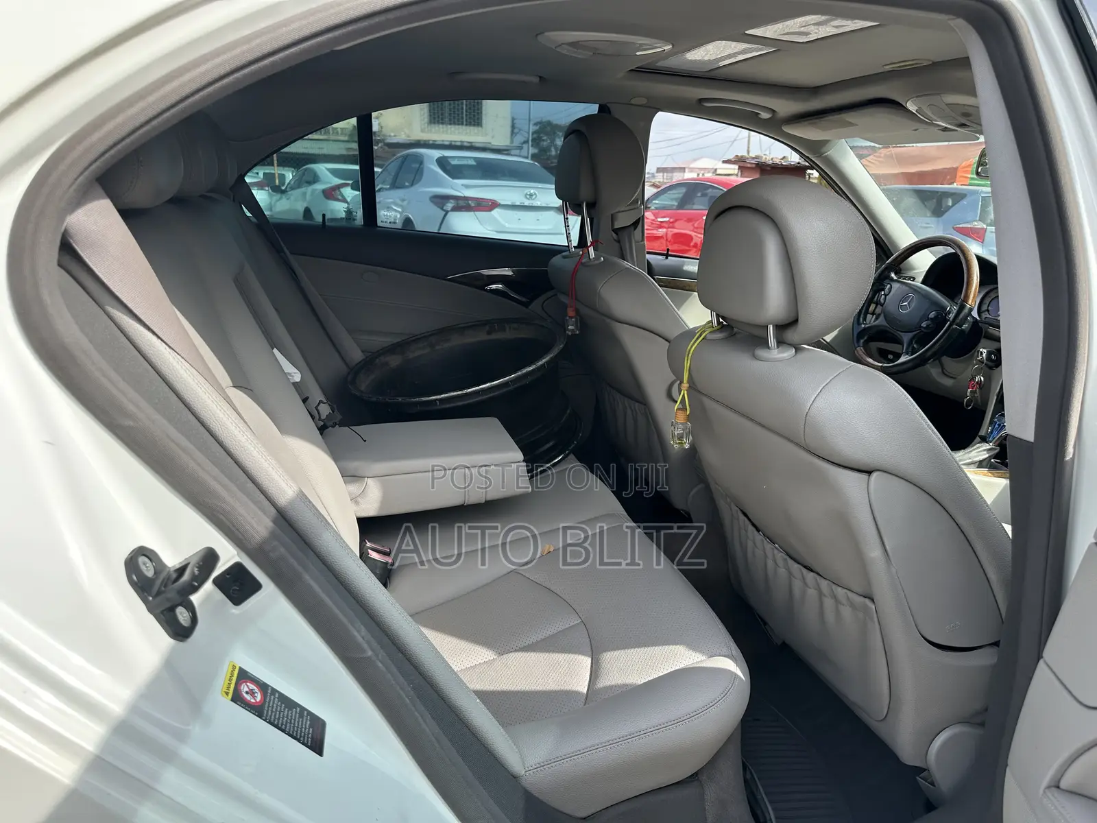 Mercedes-Benz E350 2007 White