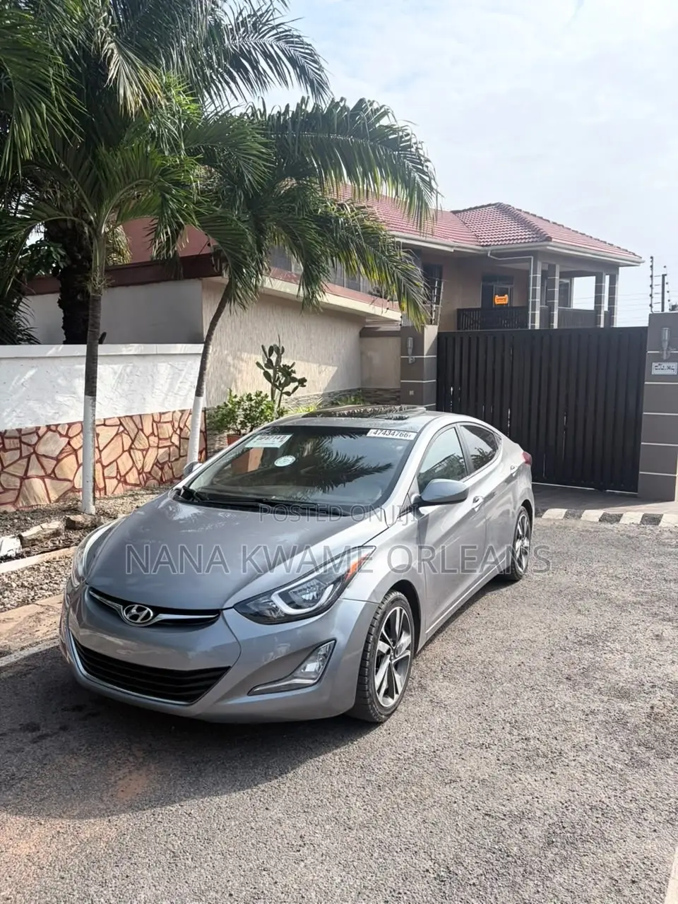 Hyundai Elantra Limited Sedan FWD (1.8L 4cyl 6A) 2016 Gray