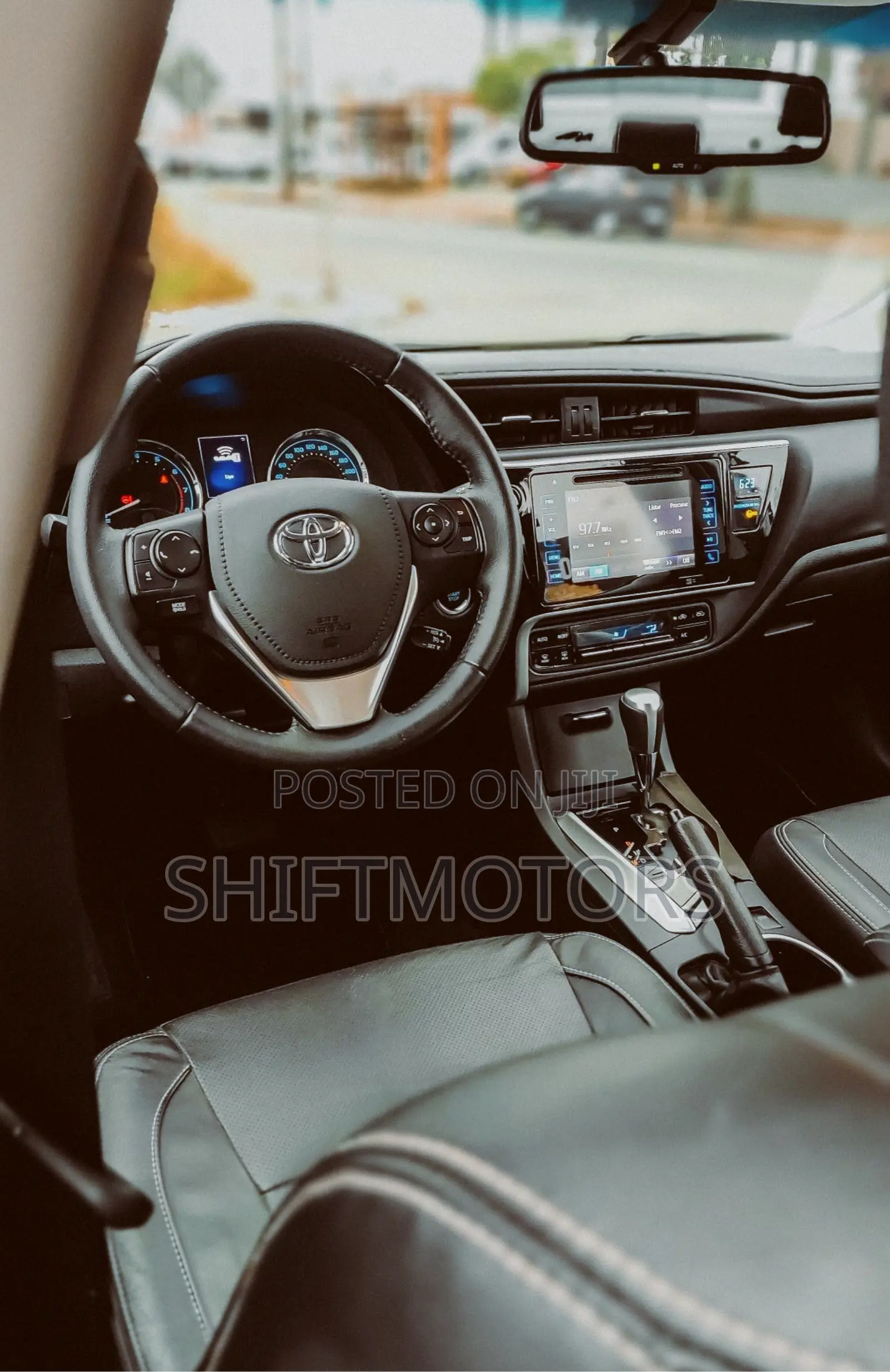 Toyota Corolla 2016 Black