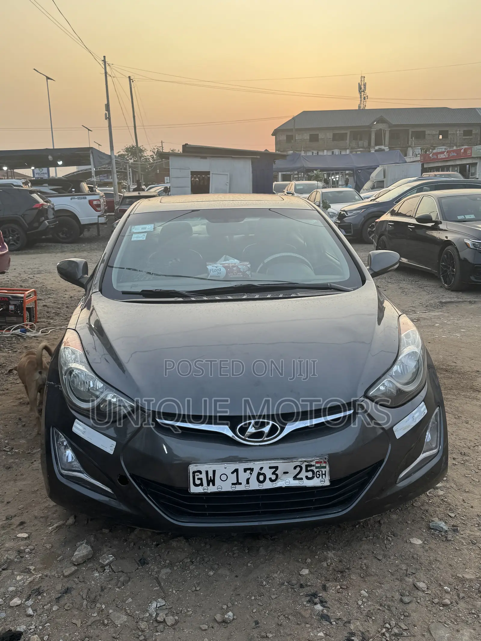 Hyundai Elantra Limited Sedan FWD (1.8L 4cyl 6A) 2013