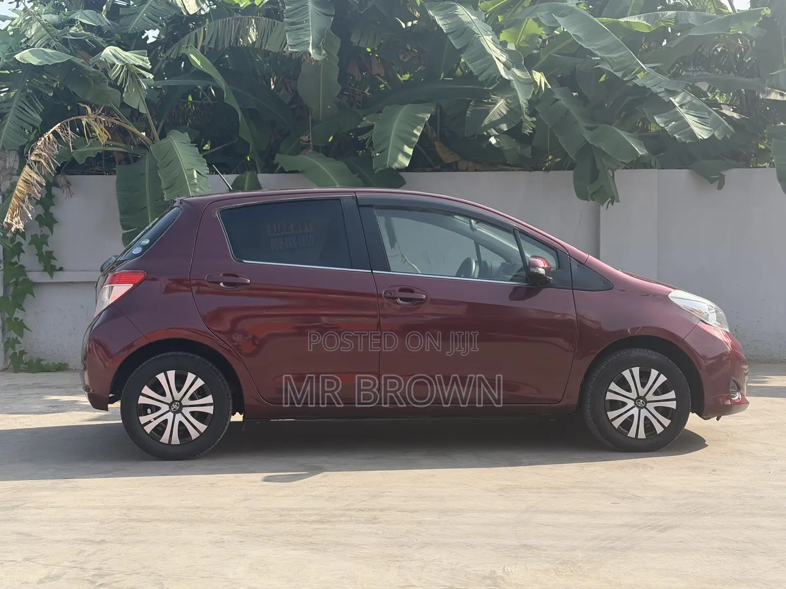 Toyota Vitz 1.3 AWD 3dr 2011