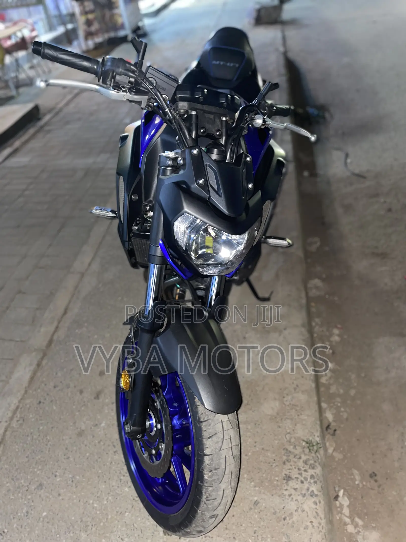 Yamaha 2018 Blue