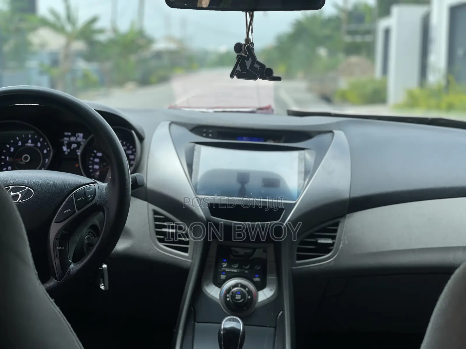 Hyundai Elantra 2013