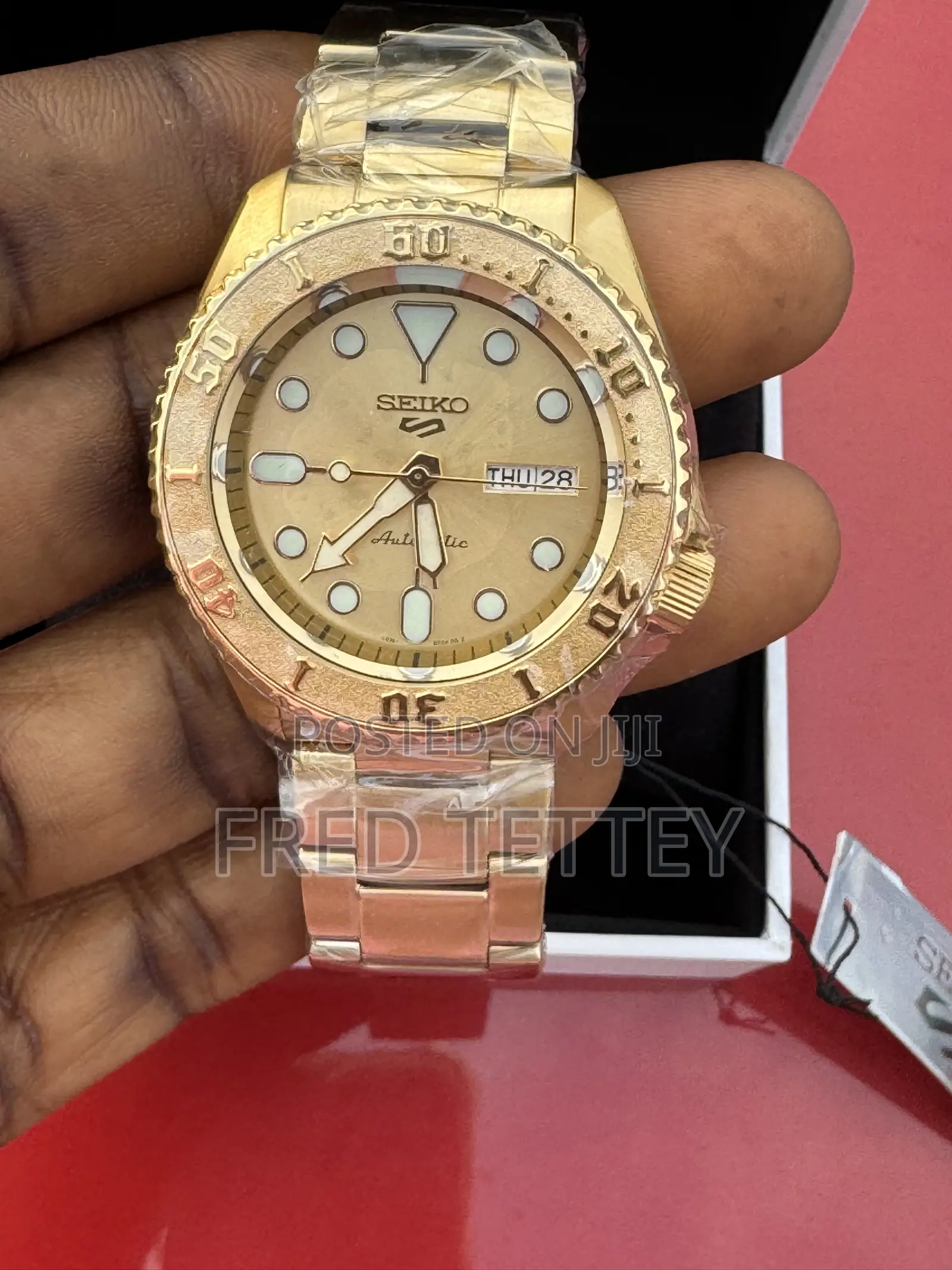 Seiko 5 Automatic Gold Tone Men