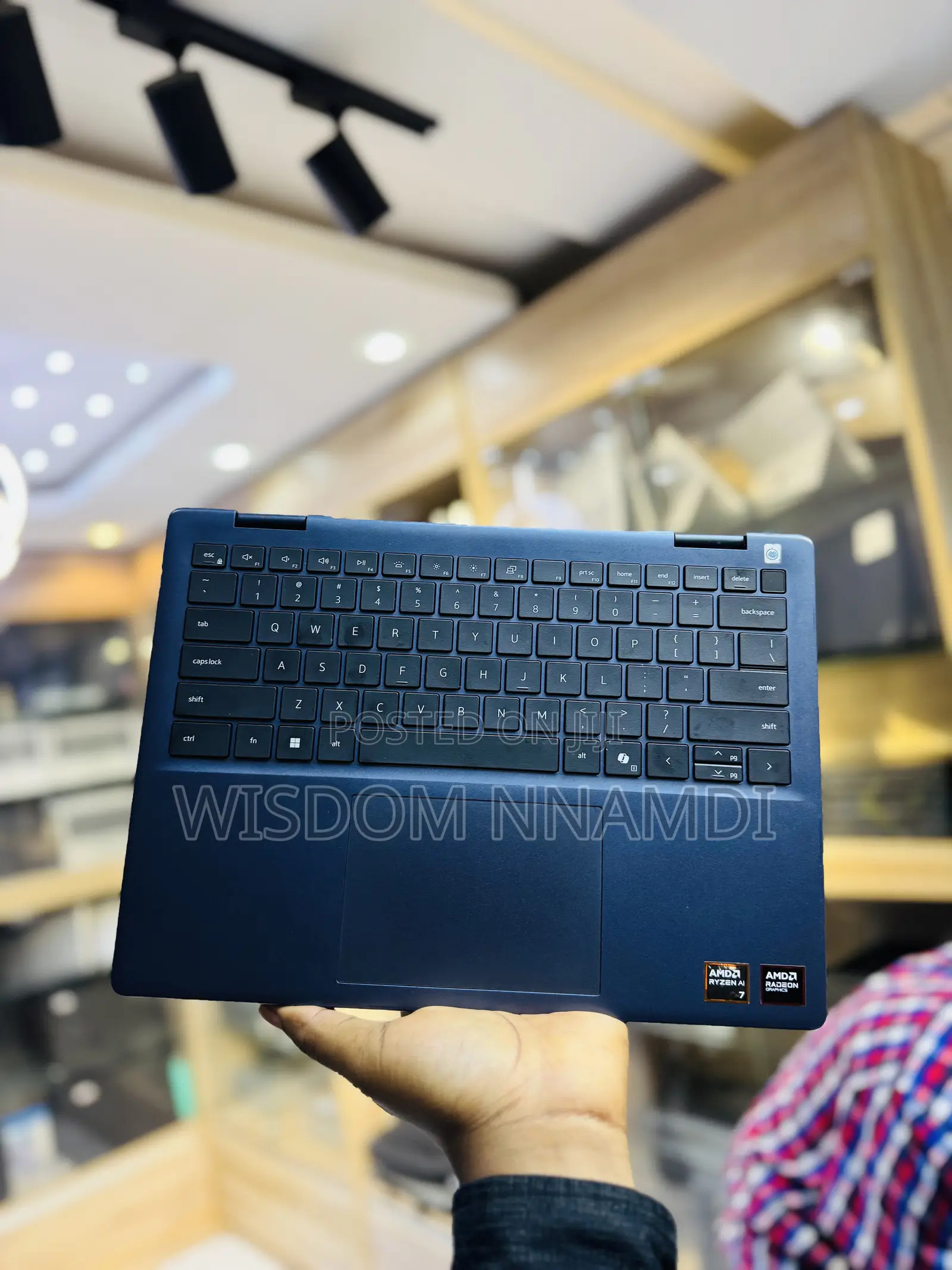 Laptop Dell Inspiron 14 Plus 7440 16GB AMD Ryzen 7 SSD 1T