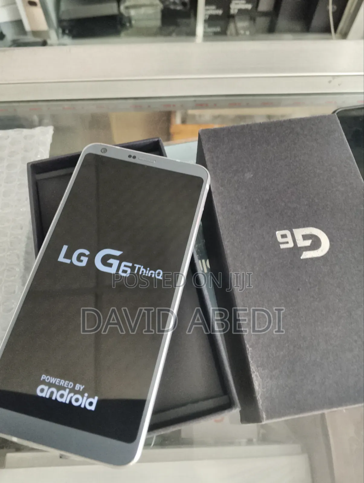 New LG G6 64 GB Black