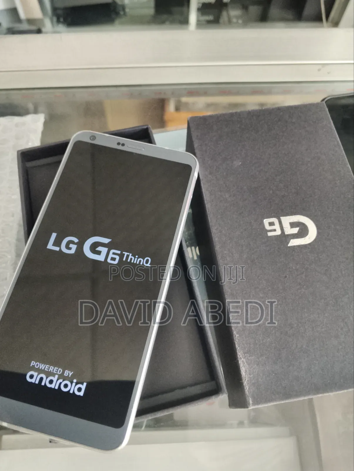 New LG G6 64 GB Black