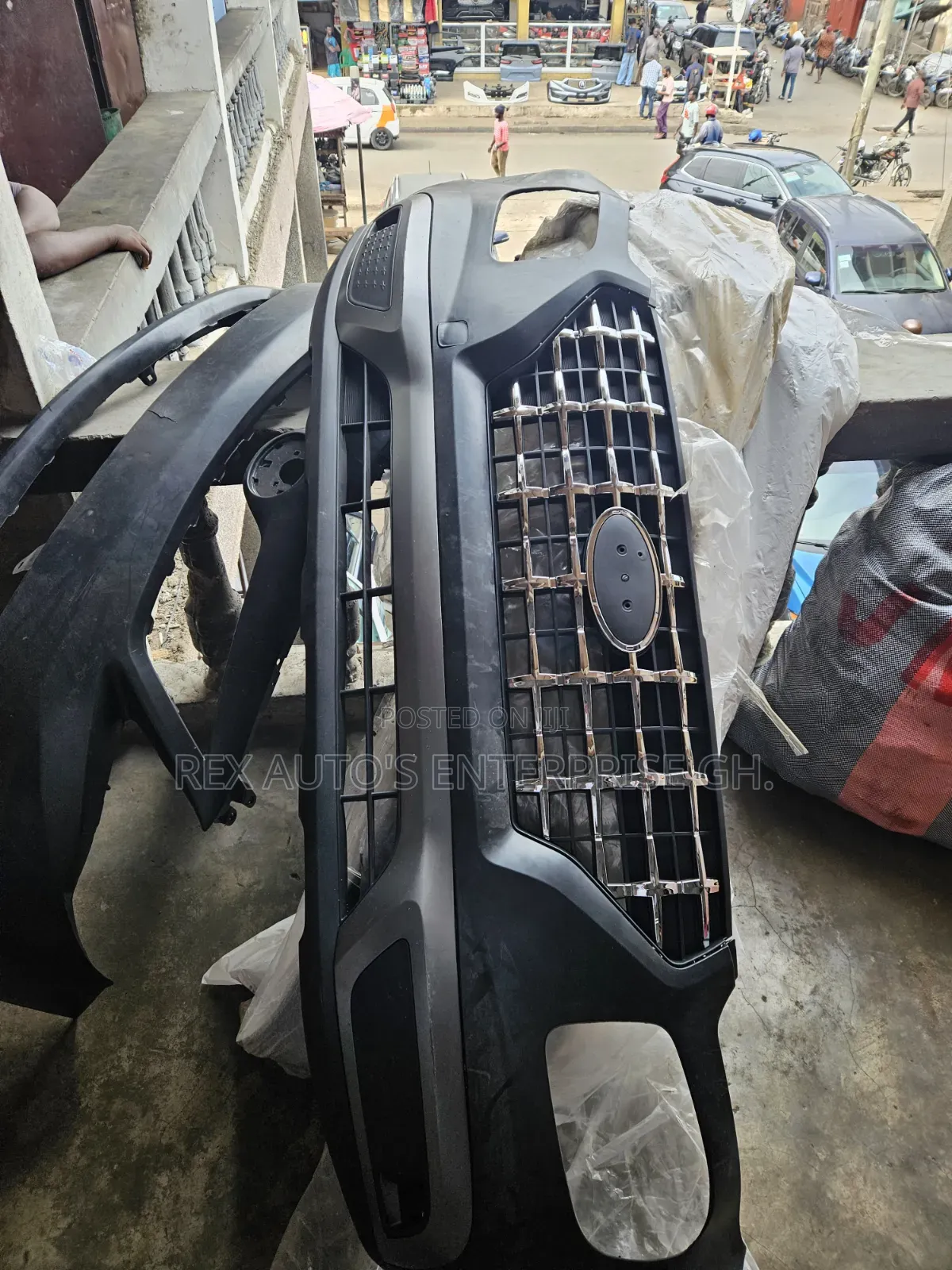 Hyundai Venue 2020/Front BUMPER