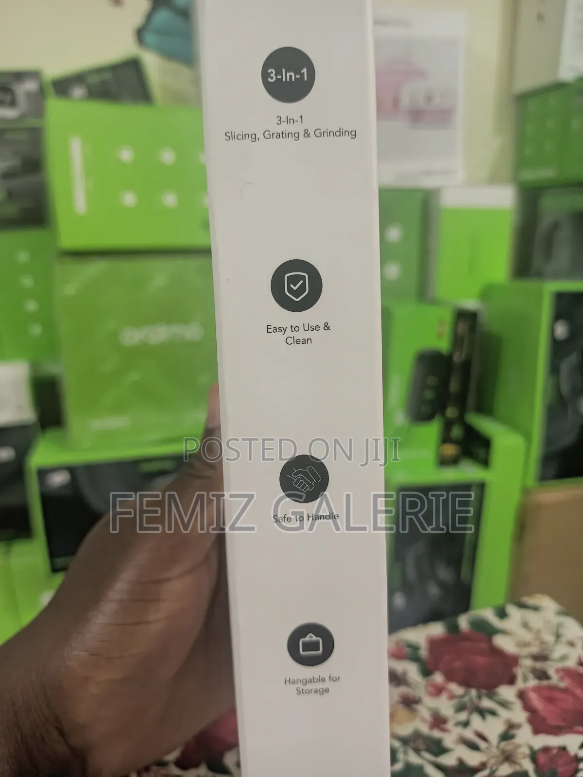Oraimo ChopHub 3 in 1 Versatile Easy‐Clean Handheld Mandoline Slicer