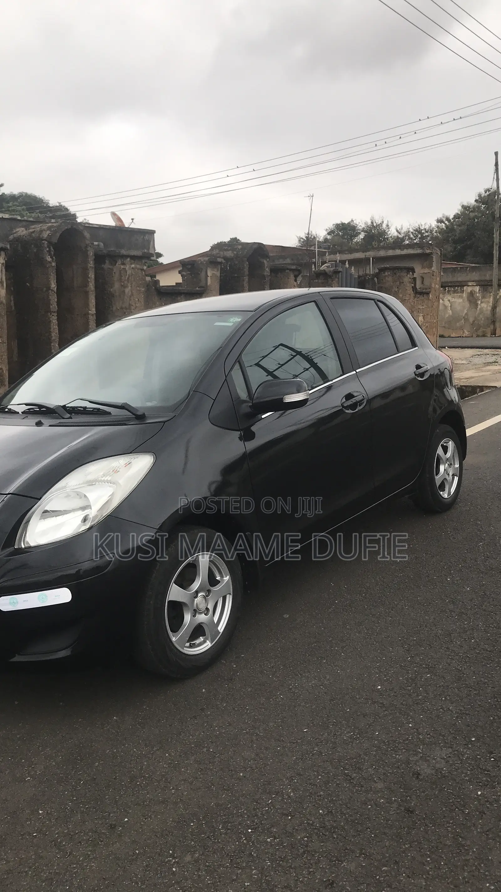 Toyota Vitz 1.0 FWD 3dr 2010 Black