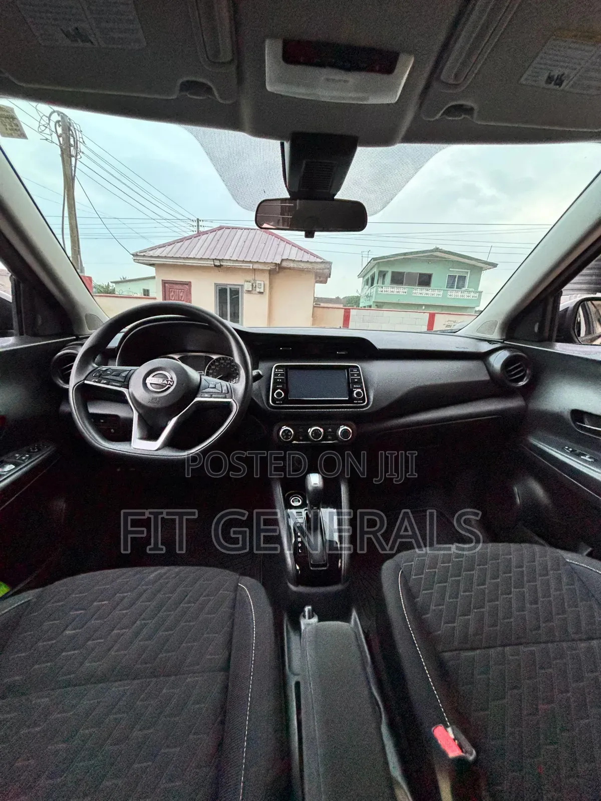 Nissan Kicks 2020 Brown