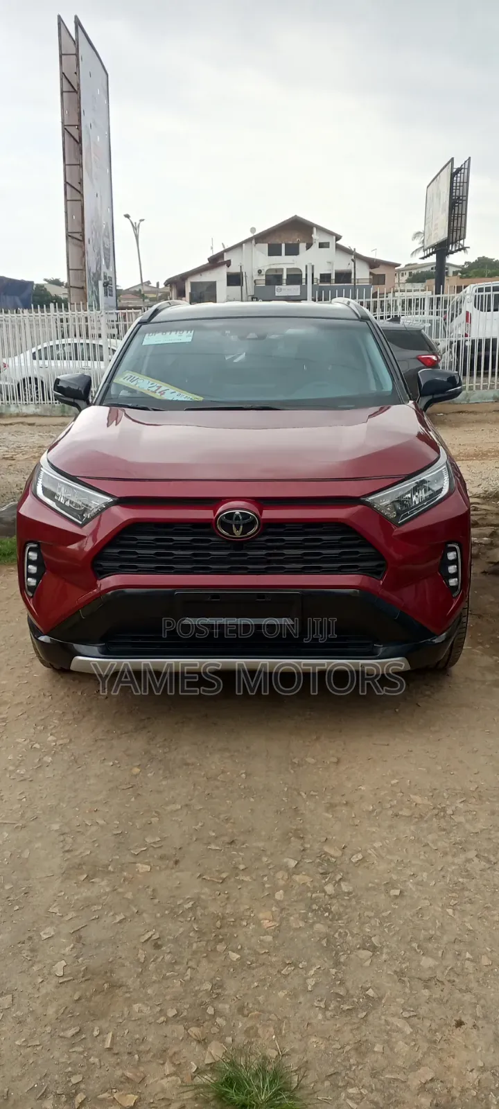 Toyota RAV4 2021 Red