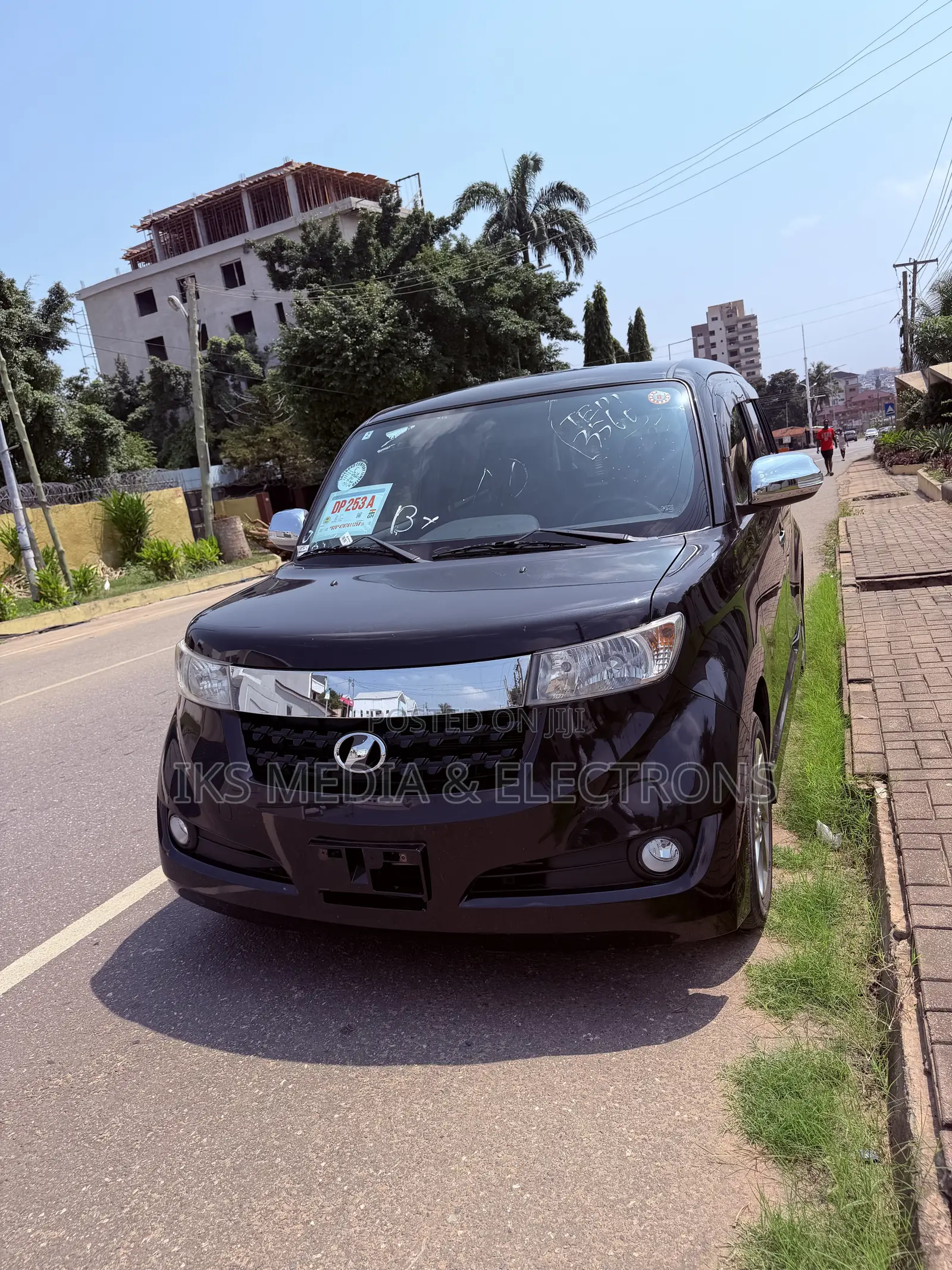 Toyota bB 2015 Black
