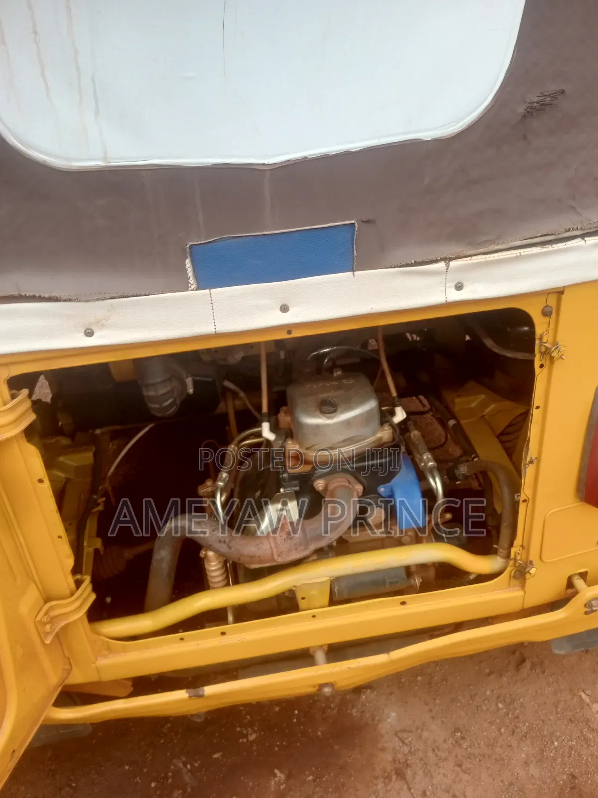 Bajaj RE 2025 Yellow