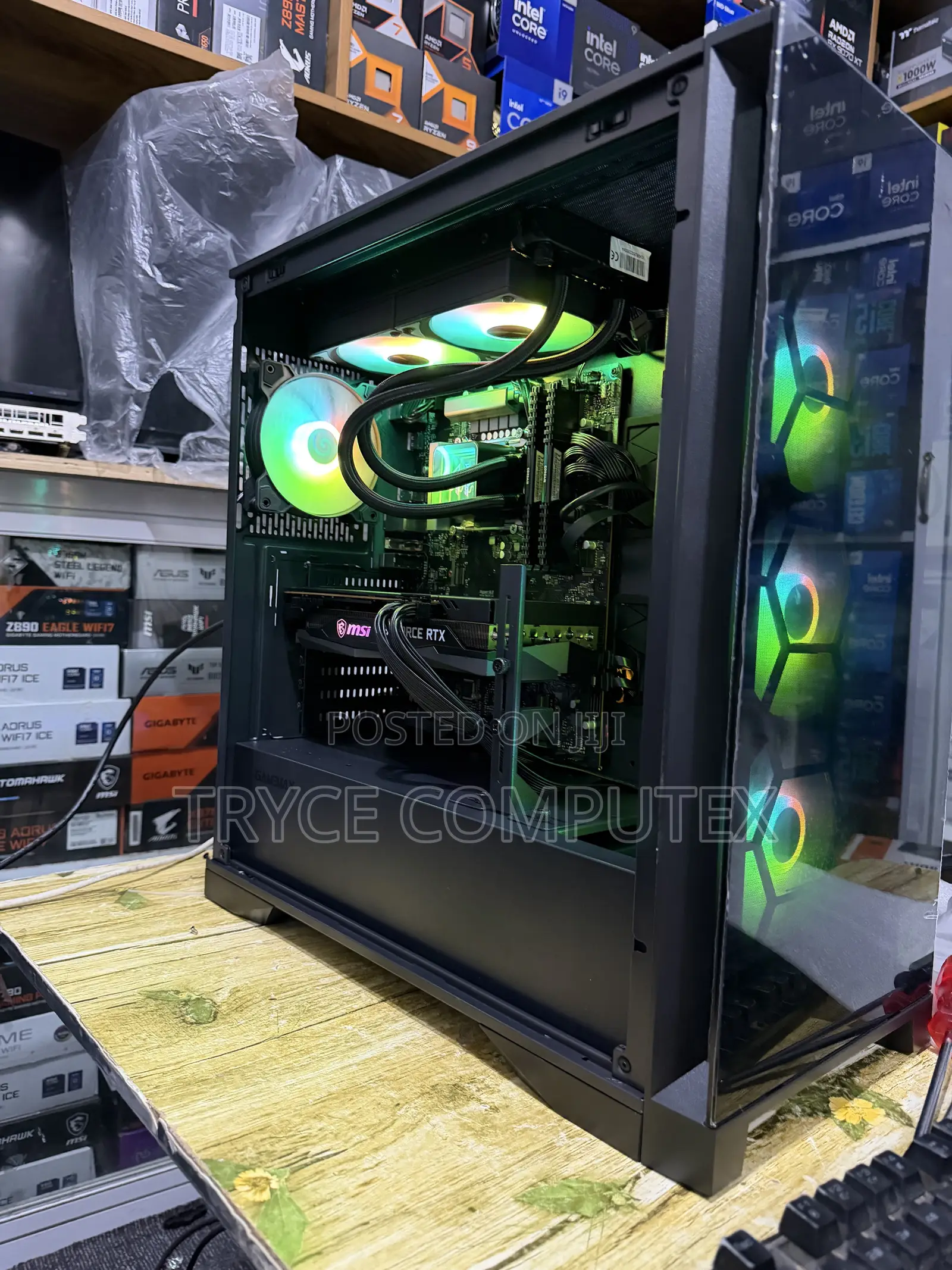 New Desktop Computer MSI model 32GB AMD Ryzen 5 SSD 1T