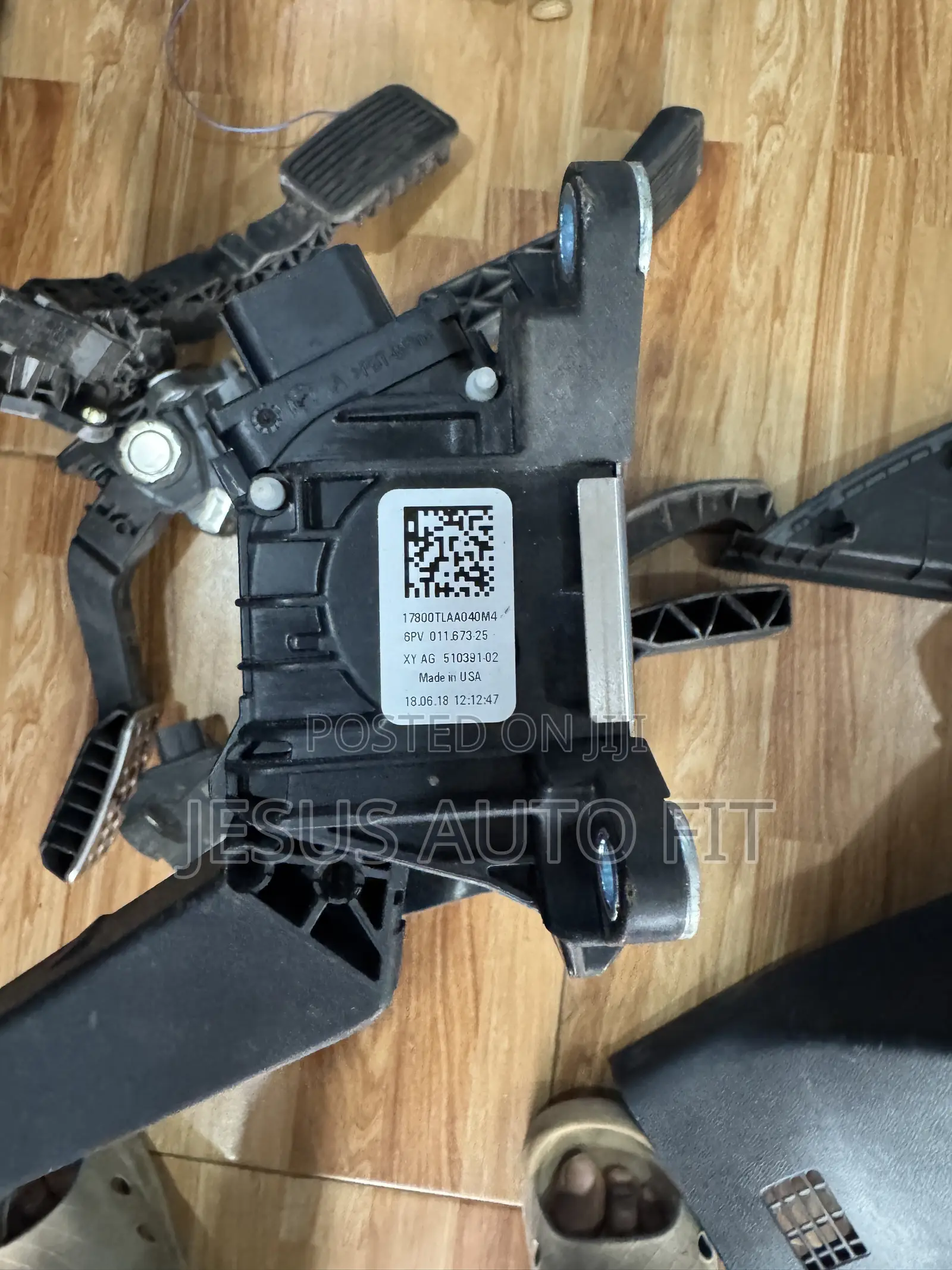 2017-2023 Honda CRV Gas Pedal Acclerator (17800-Tla-A040-M4)