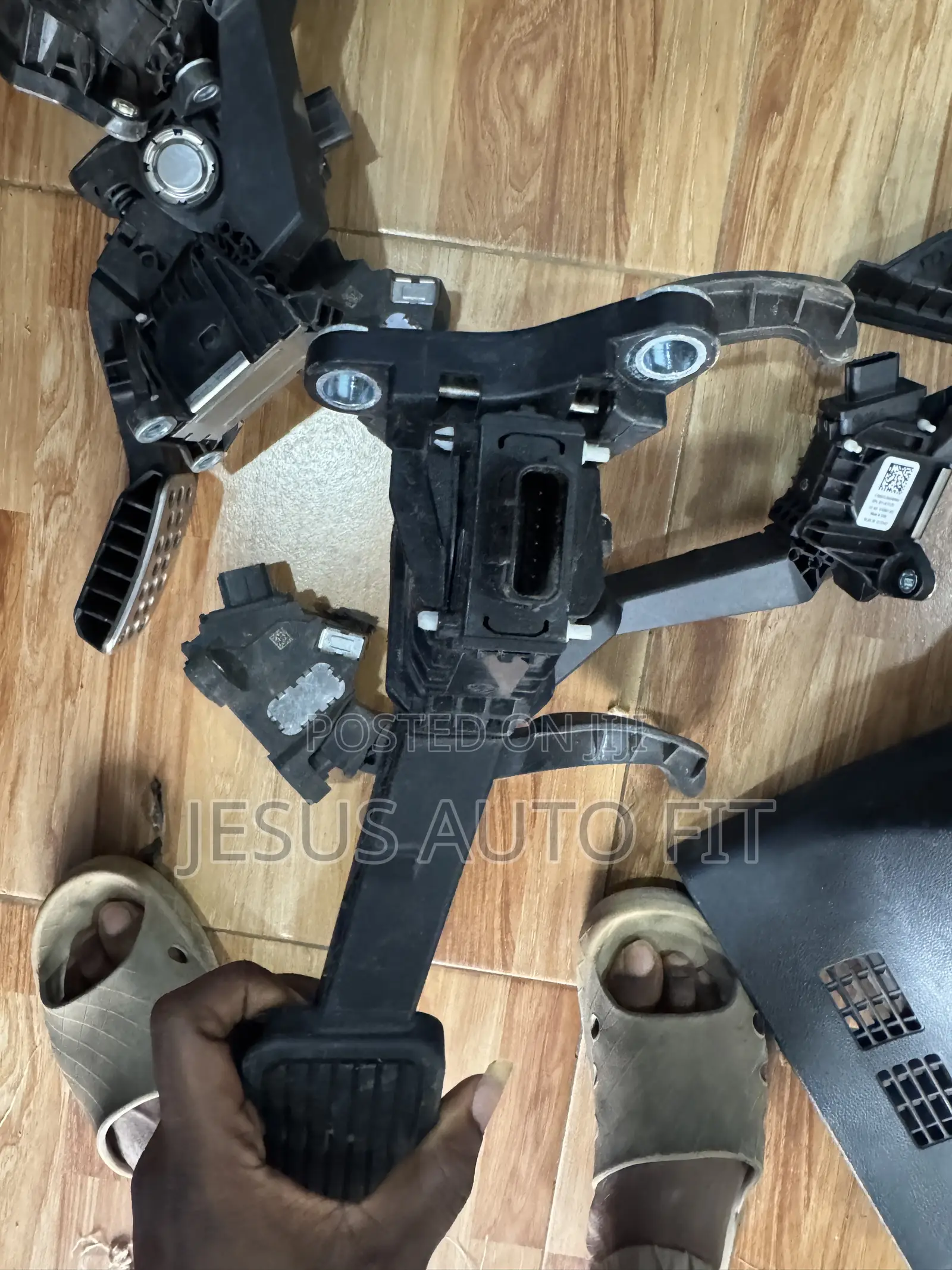 2017-2023 Honda CRV Gas Pedal Acclerator (17800-Tla-A040-M4)