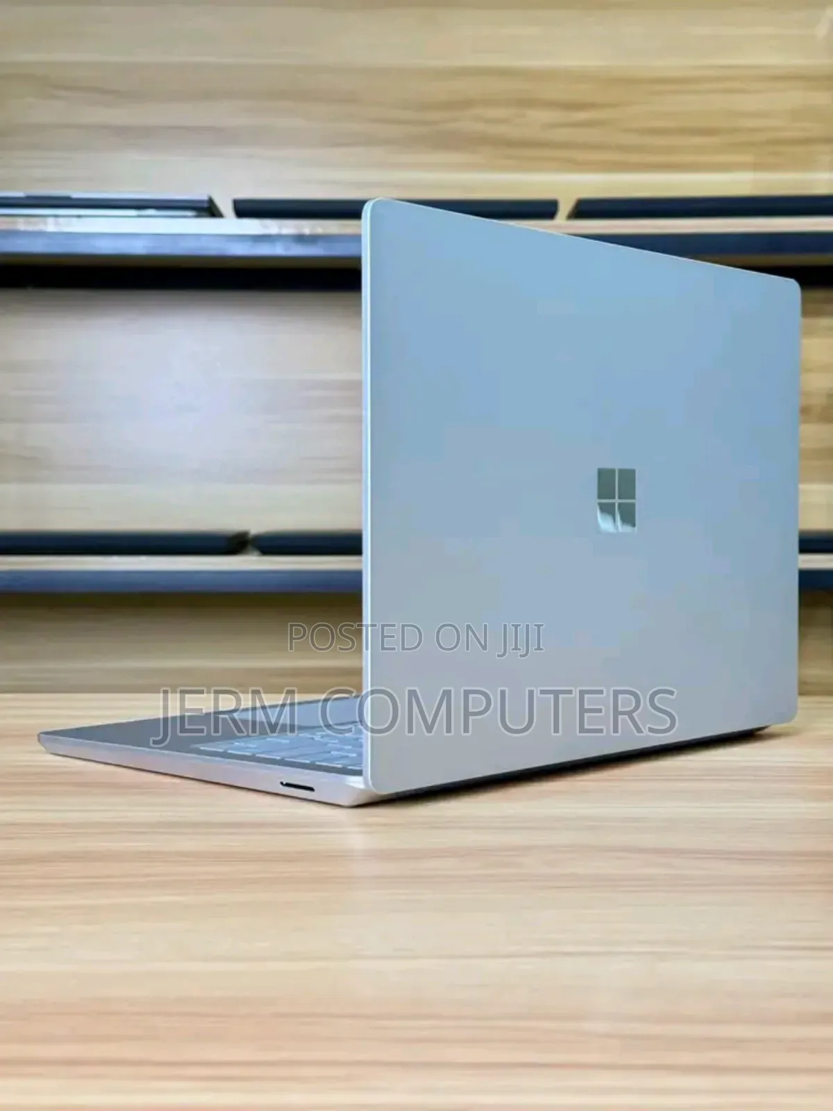 New Laptop Microsoft Surface Laptop 16GB Intel Core i7 SSD 512GB