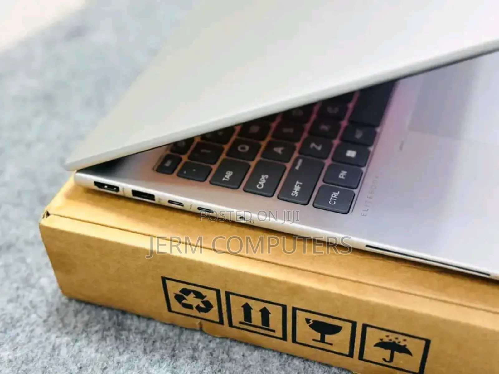New Laptop HP Envy X2 11 16GB Intel Core Ultra 7 SSD 512GB