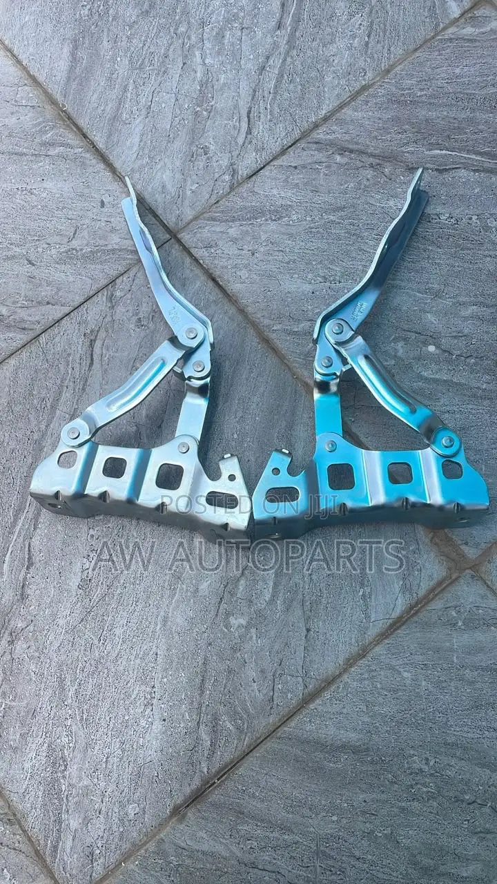 Hyundai Tucson 16-21 Hood Hinge