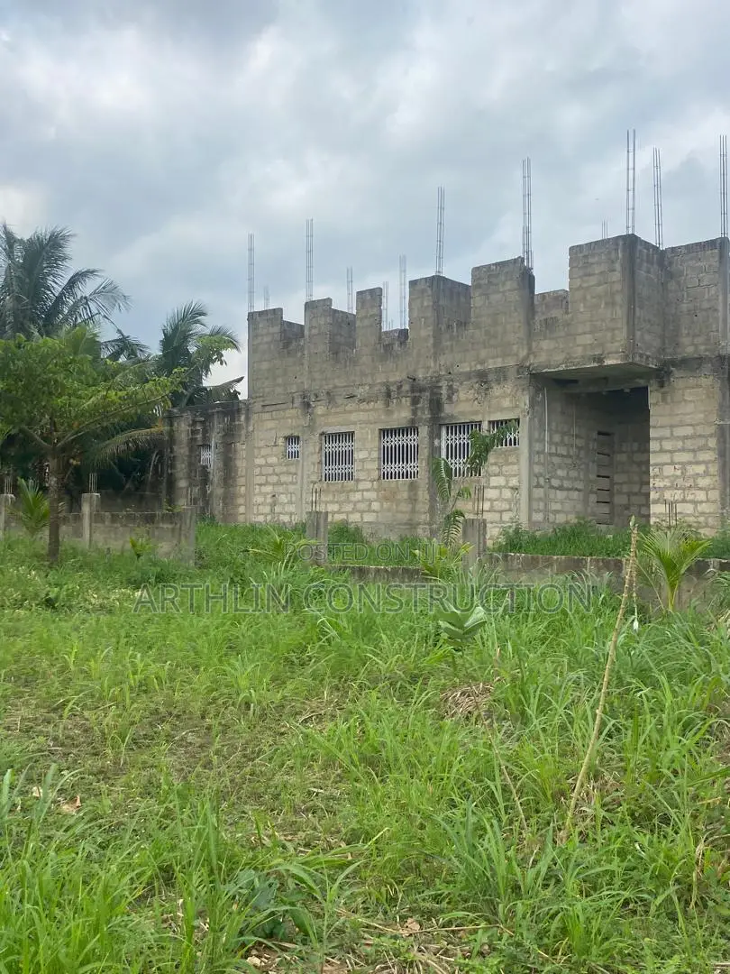 6bdrm House in Agona West Municipal for sale