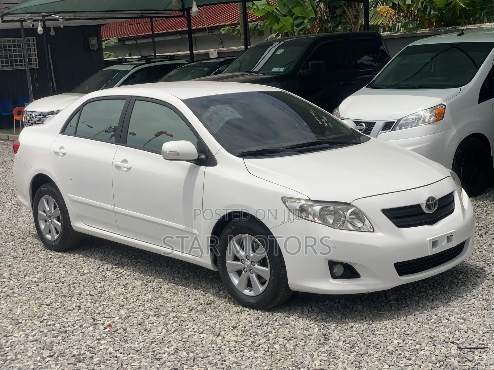 Toyota Corolla Altis 2010 White