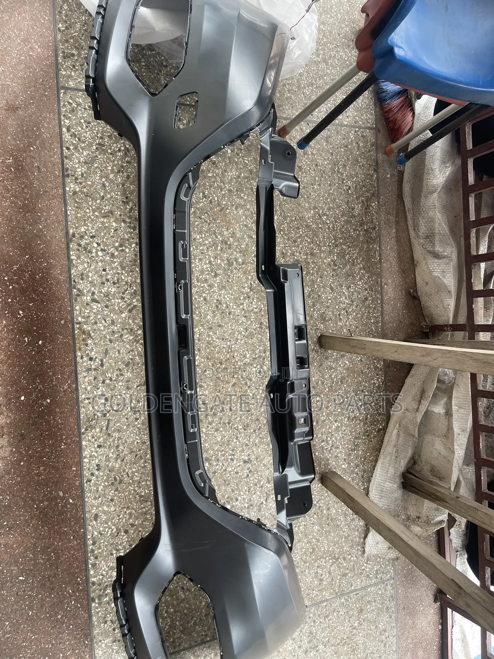 Honda HR-v 20 21 22 Front Bumper Up