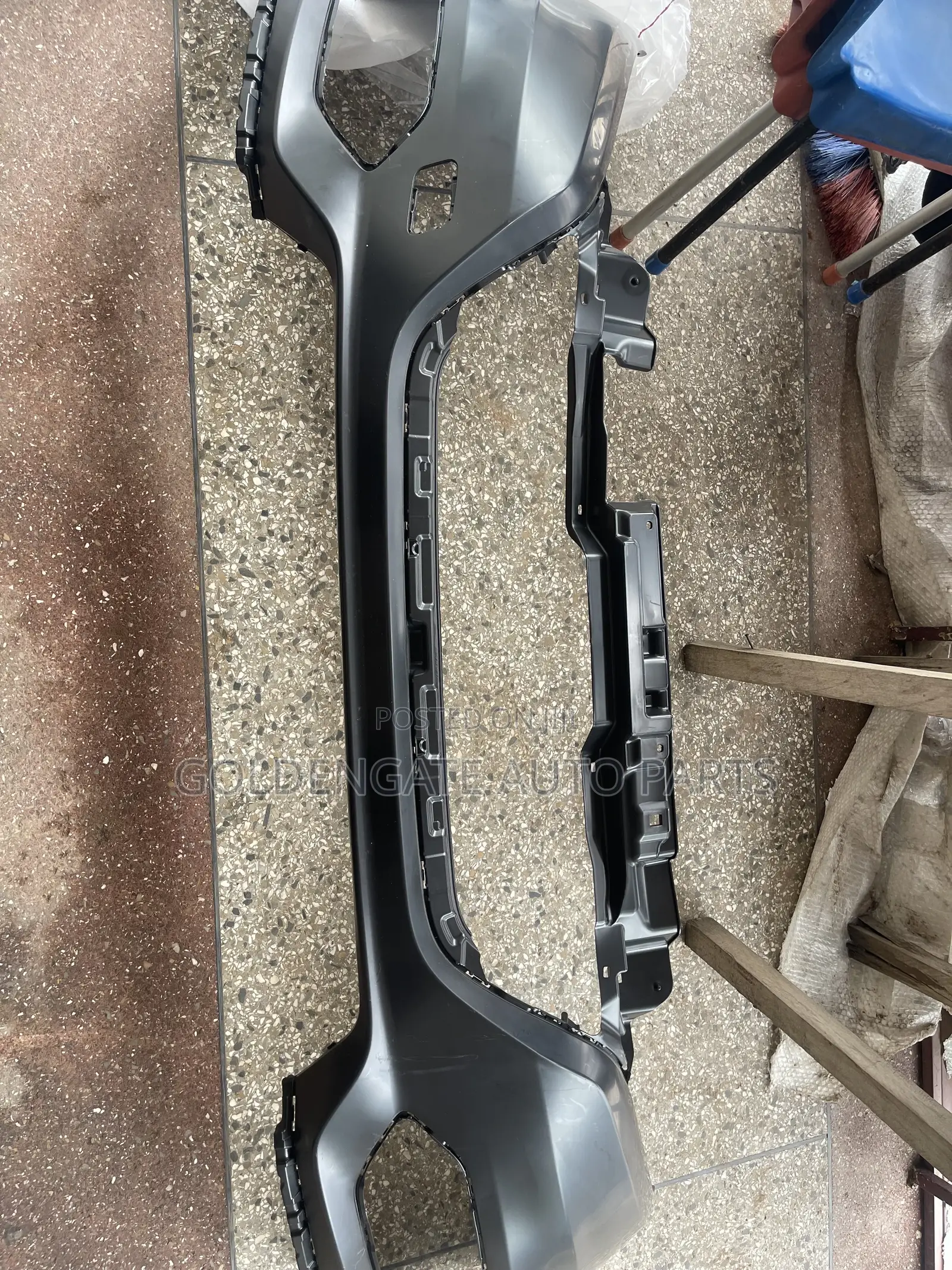 Honda HR-v 20 21 22 Front Bumper Up