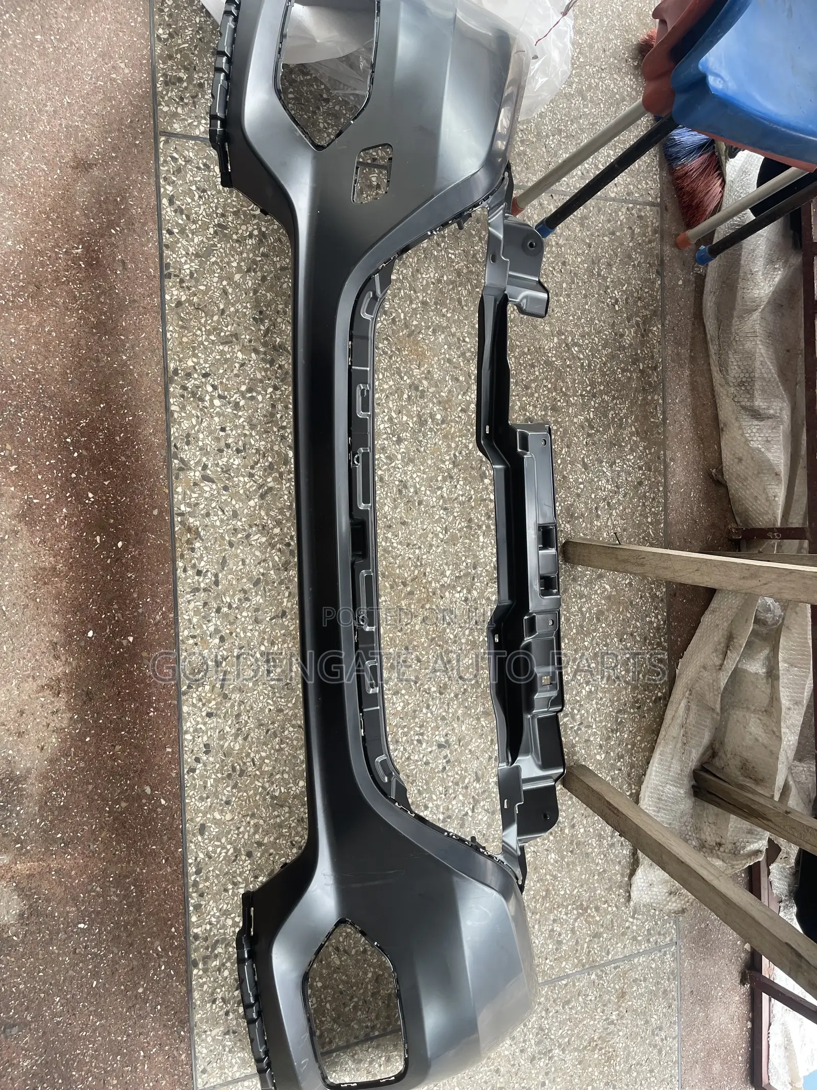 Honda HR-v 20 21 22 Front Bumper Up