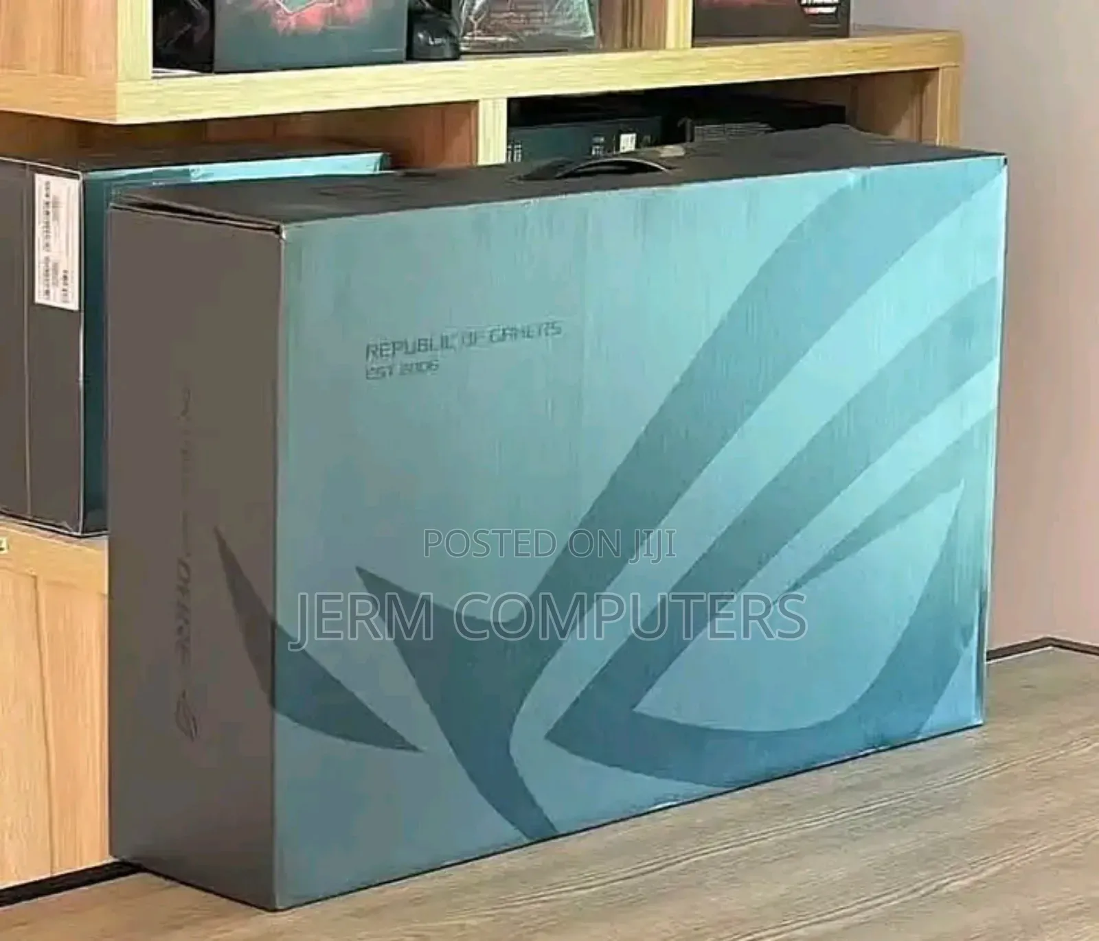New Laptop Asus ROG Strix G16 G614 32GB Intel Core Ultra 9 SSD 1T