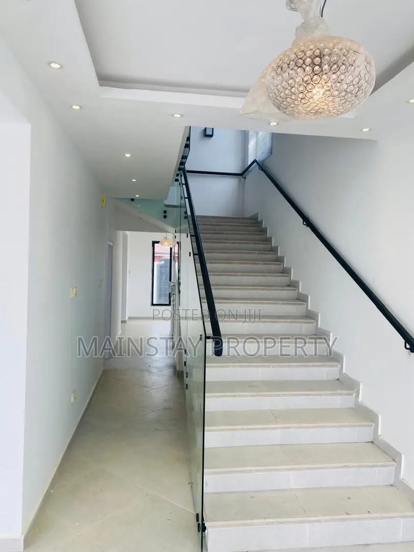 4bdrm Duplex in Mainstay Estates, Spintex for sale