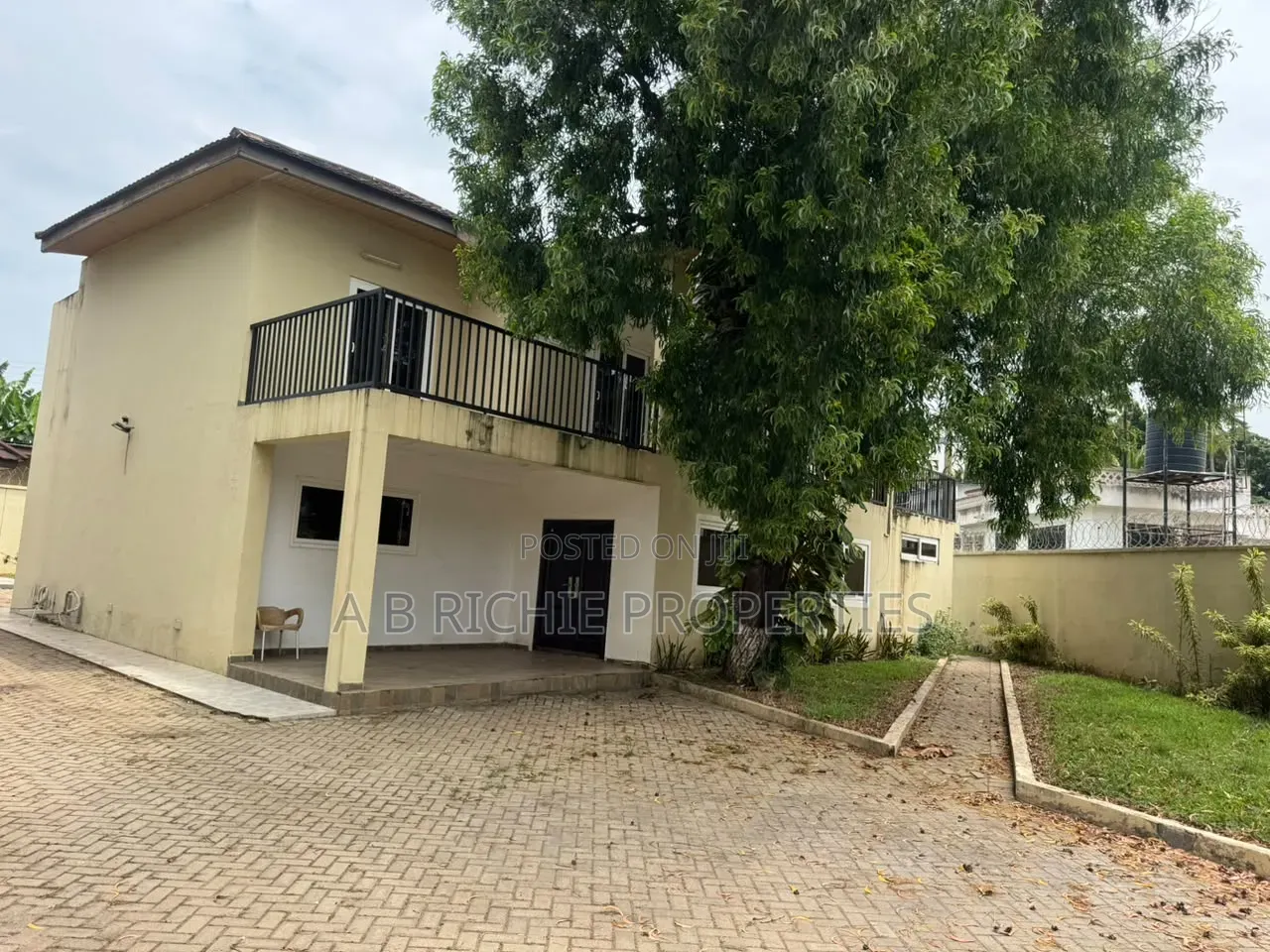 4bdrm House in Ab Richie Properties, US Embassy Area for rent