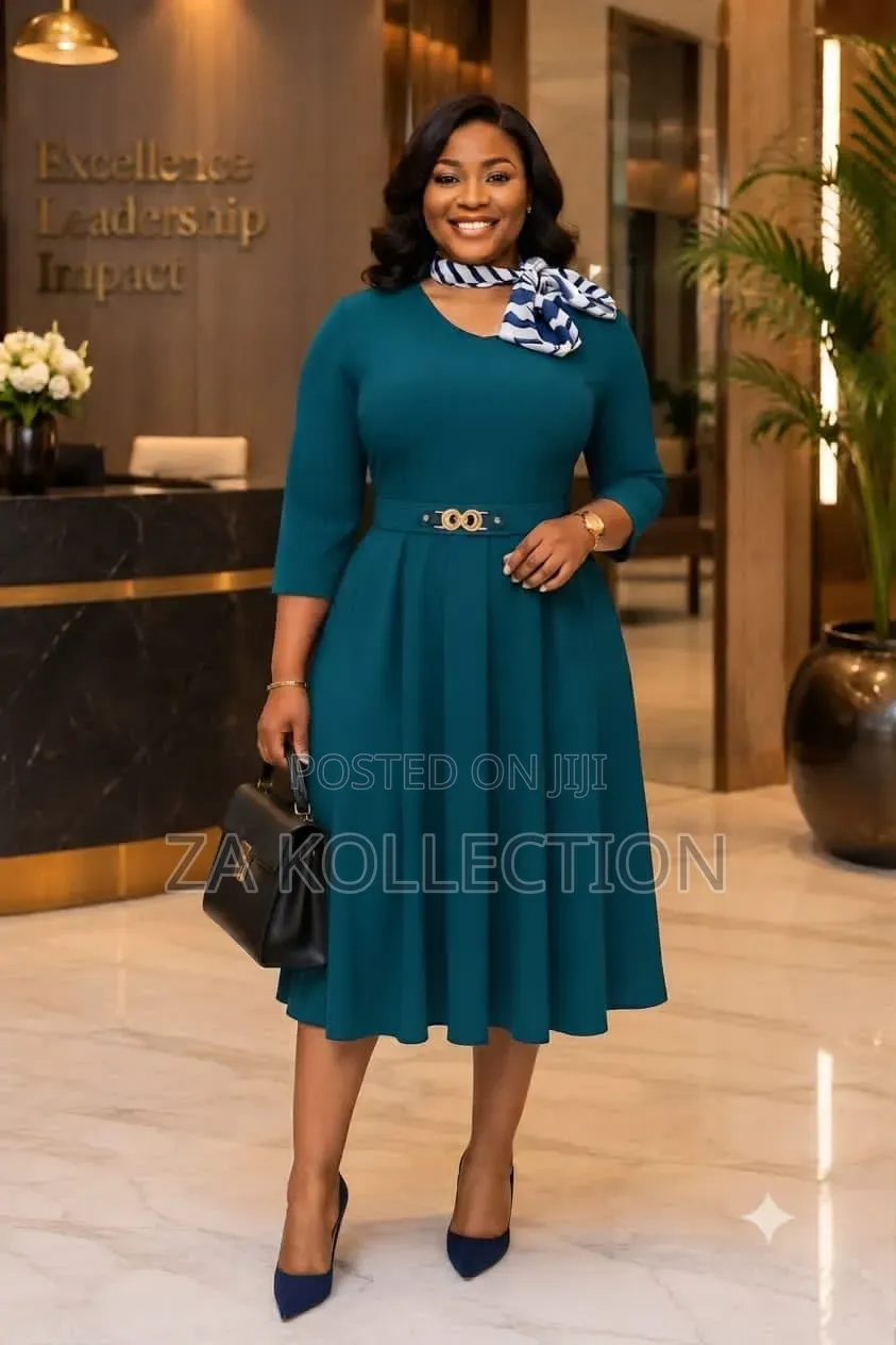 Ladies Round Neck Bowtie Dress