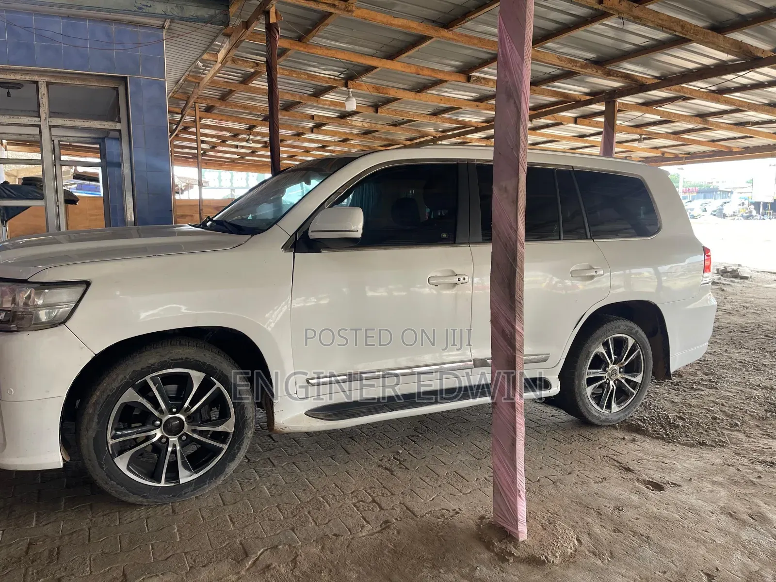 Toyota Land Cruiser 2014 White