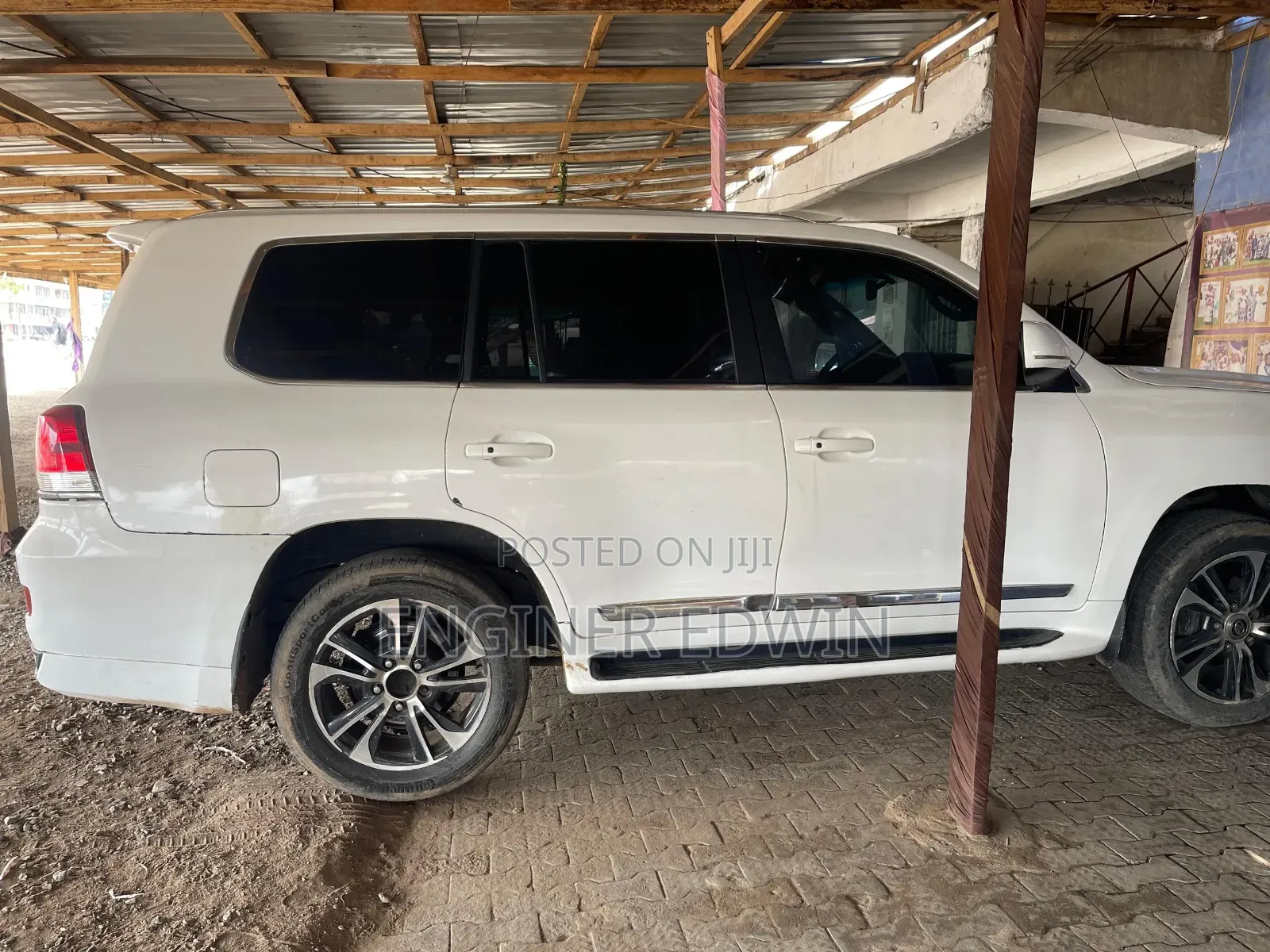Toyota Land Cruiser 2014 White