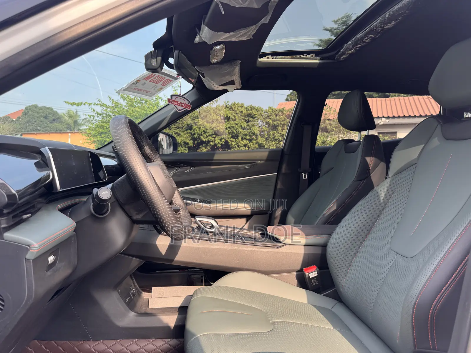 Geely Boyue 2025 White
