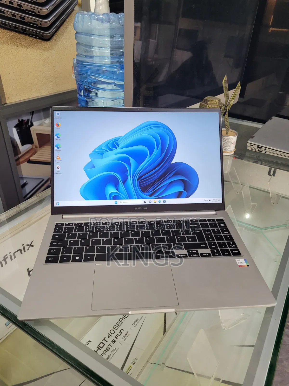 Laptop Samsung Galaxy Book3 360 15 NP750QFG 8GB Intel Core i7 SSD 256GB