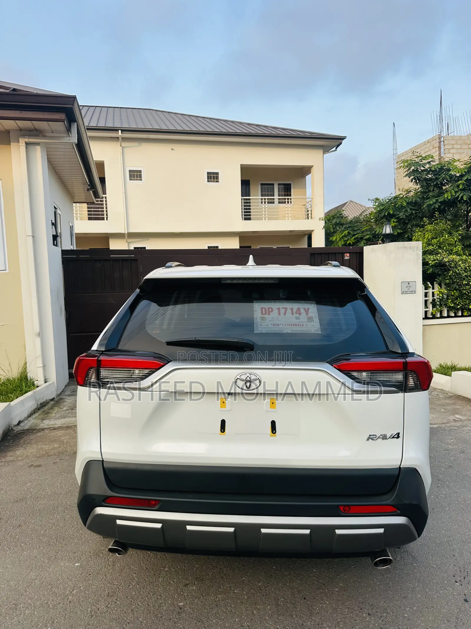 Toyota RAV4 Limited 2025 White