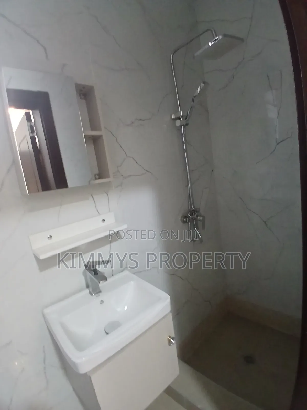 Furnished 2bdrm Apartment in Kimms Property, Otano for rent